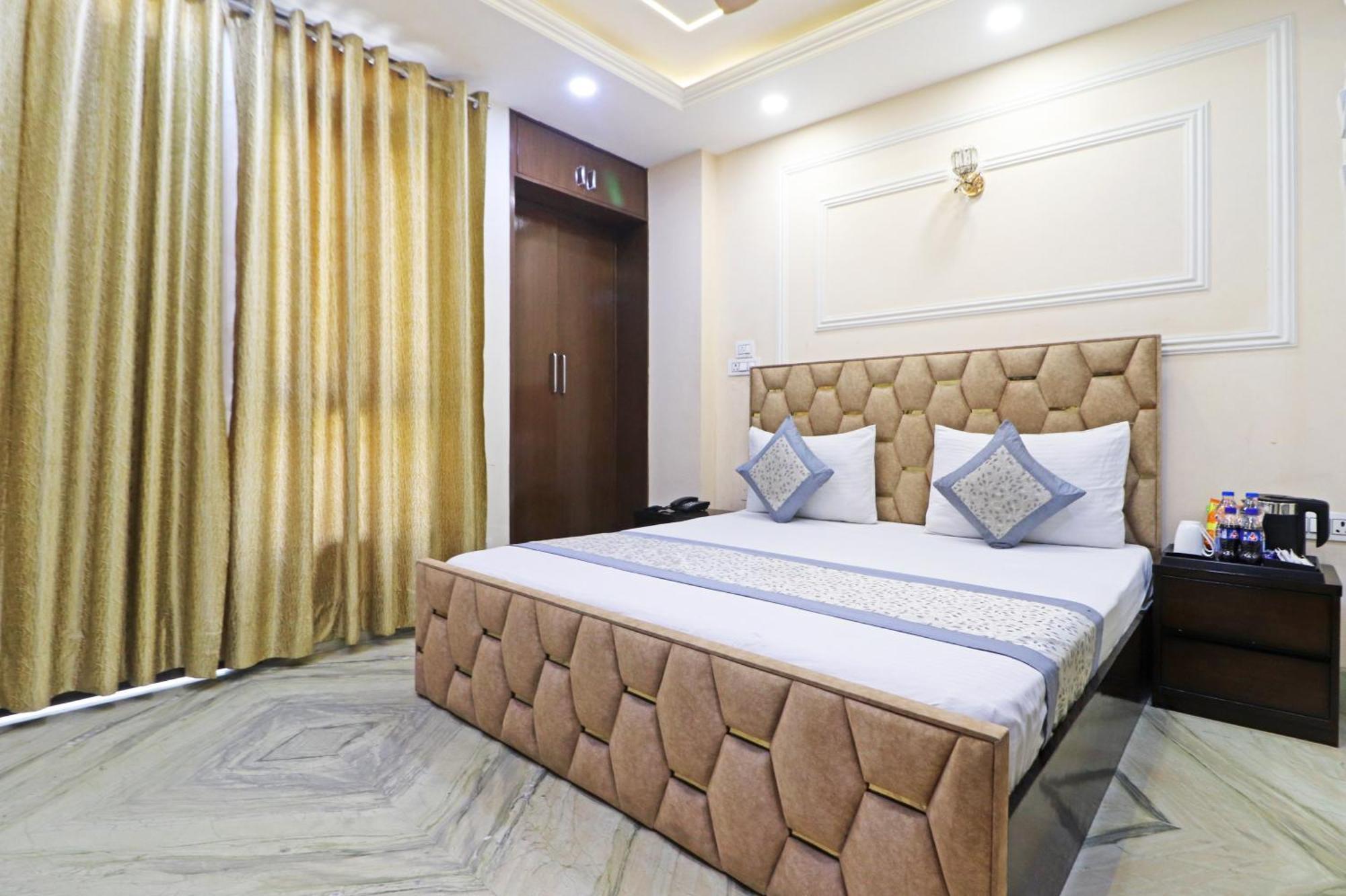 Samrat Residency 10 Mints Walking Distance Nizamuddin Railway Station Hotel Nova Deli