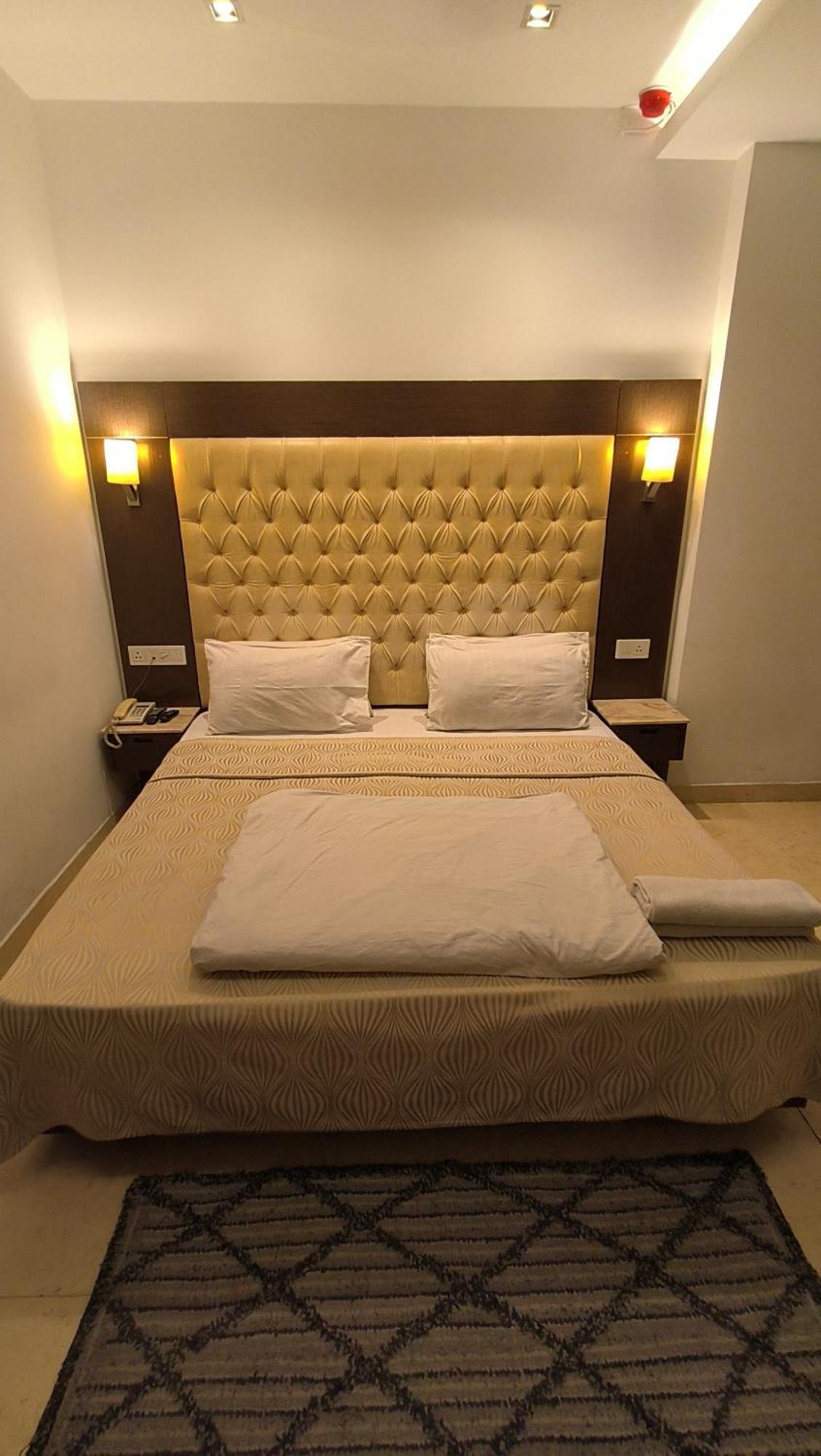 Hotel Metropolis Tourist Paharganj Nova Deli
