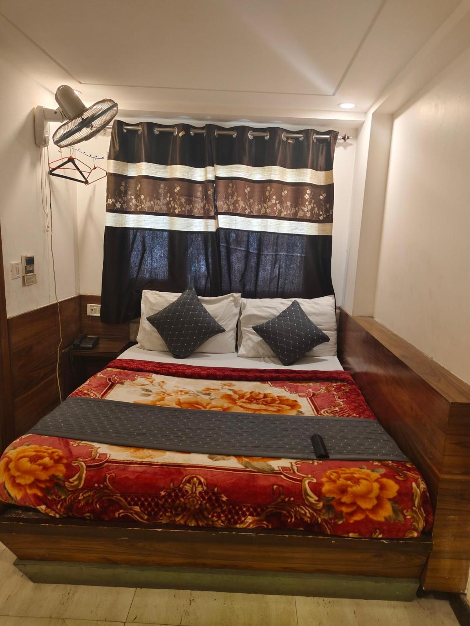 Hotel Homely By- Lee Cashew International Group Of A1rooms 4*
