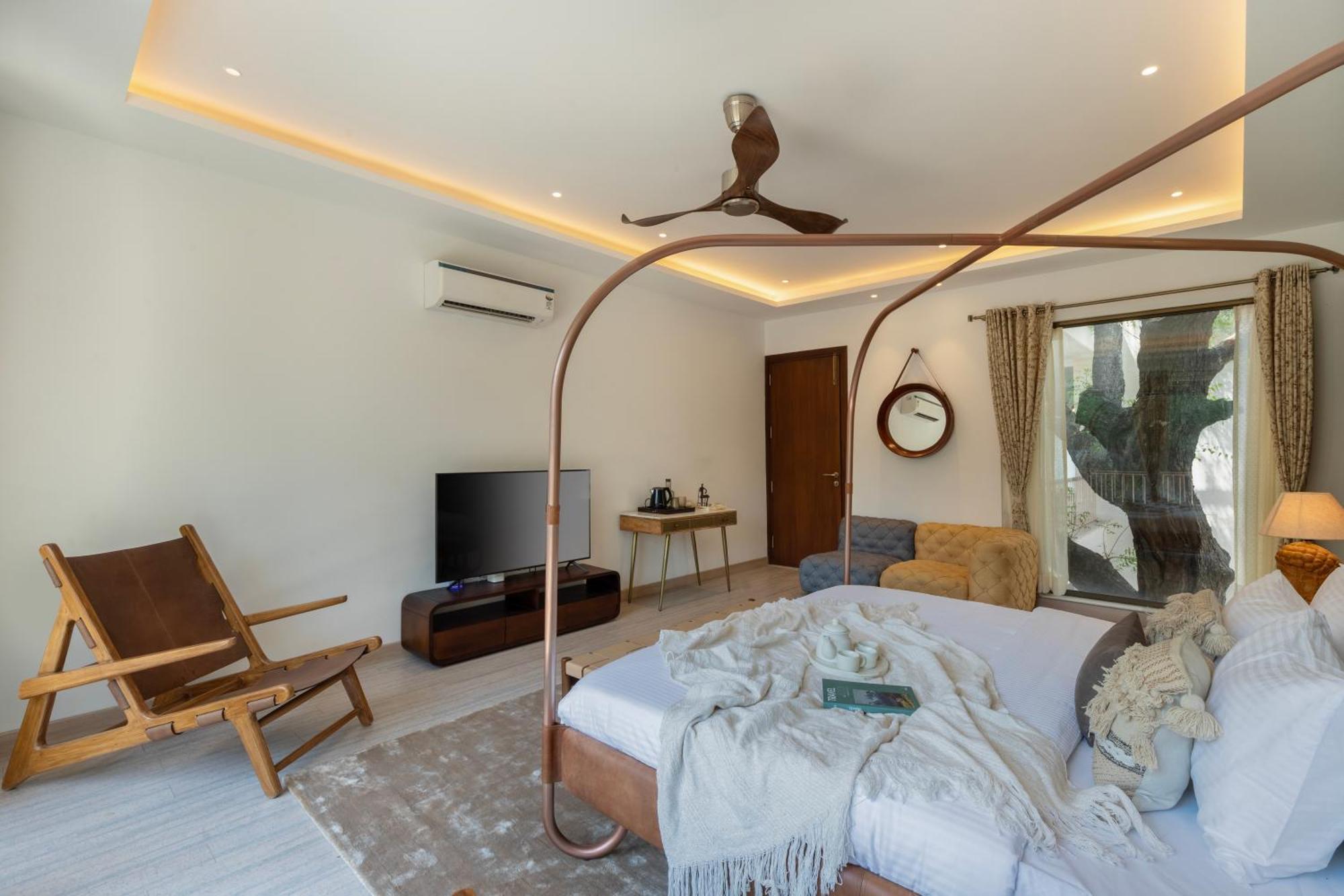 Elivaas Oasis - Luxe 6 Bhk With Pvt Pool Villa *