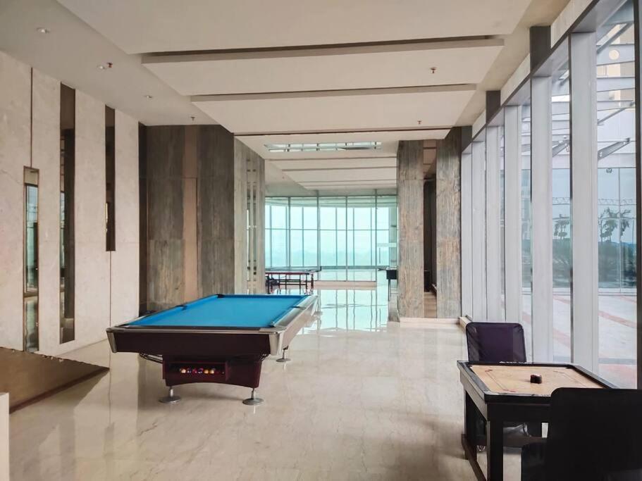 Countryside Luxury - Supernova Noida Apartment New Delhi