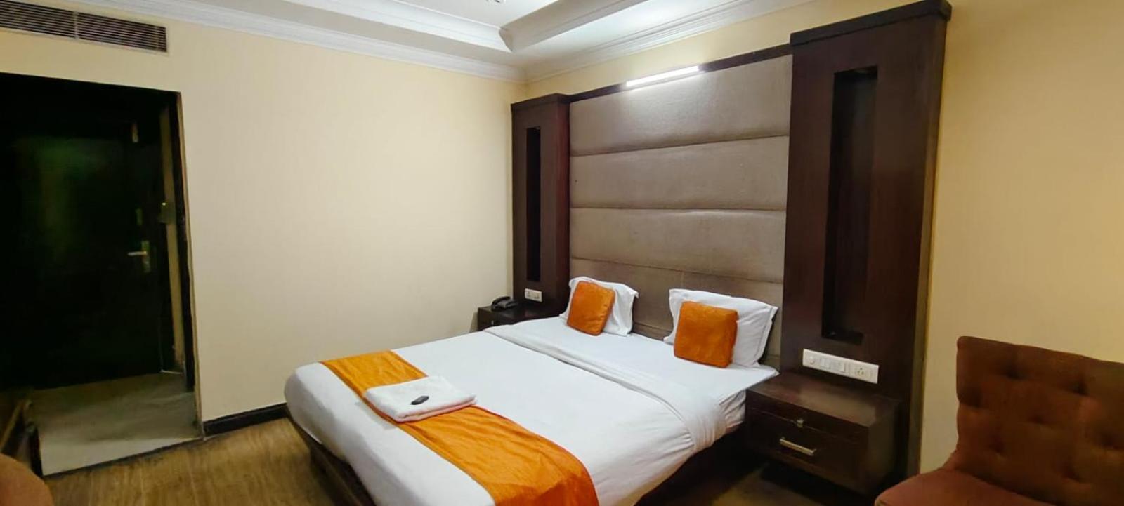 Perial - Nehru Palace * New Delhi