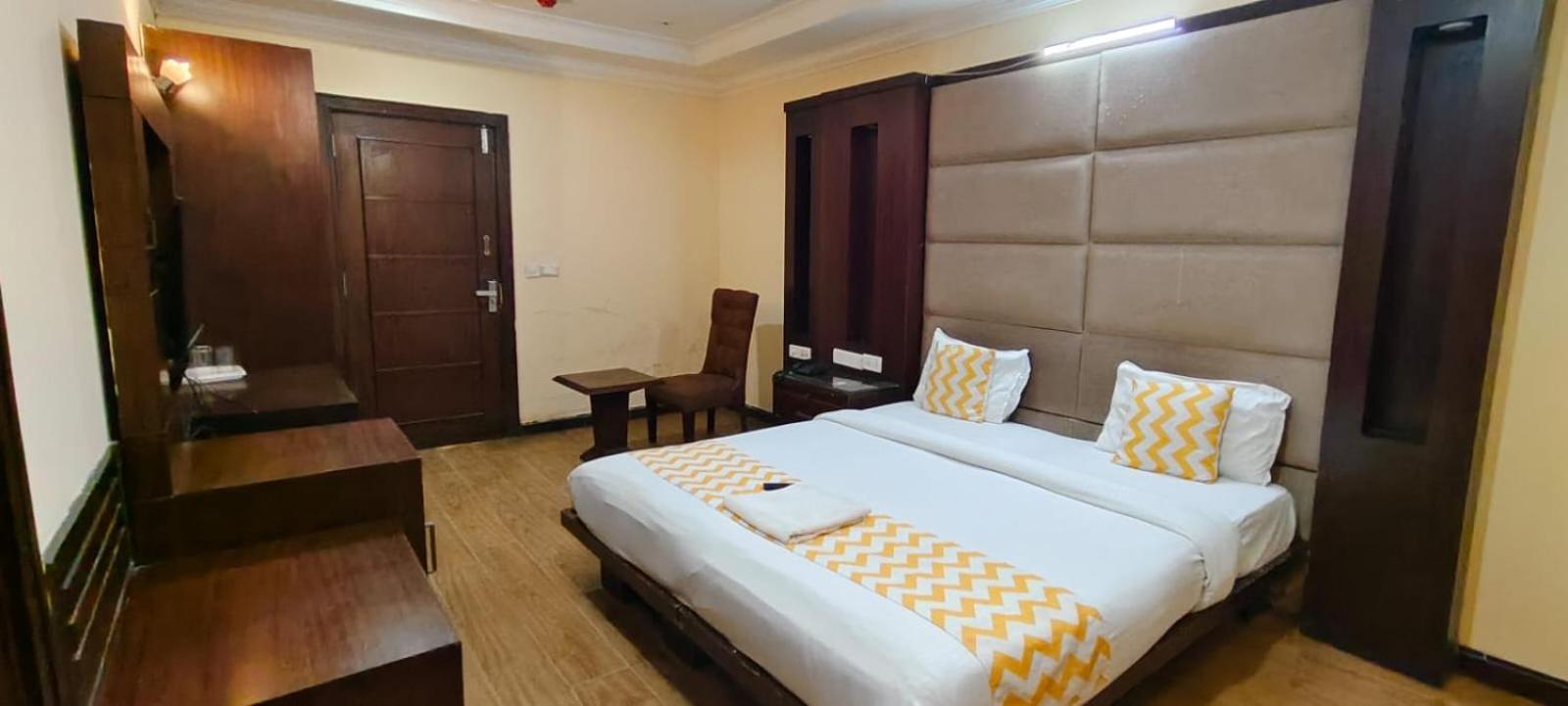 Perial - Nehru Palace Apartment