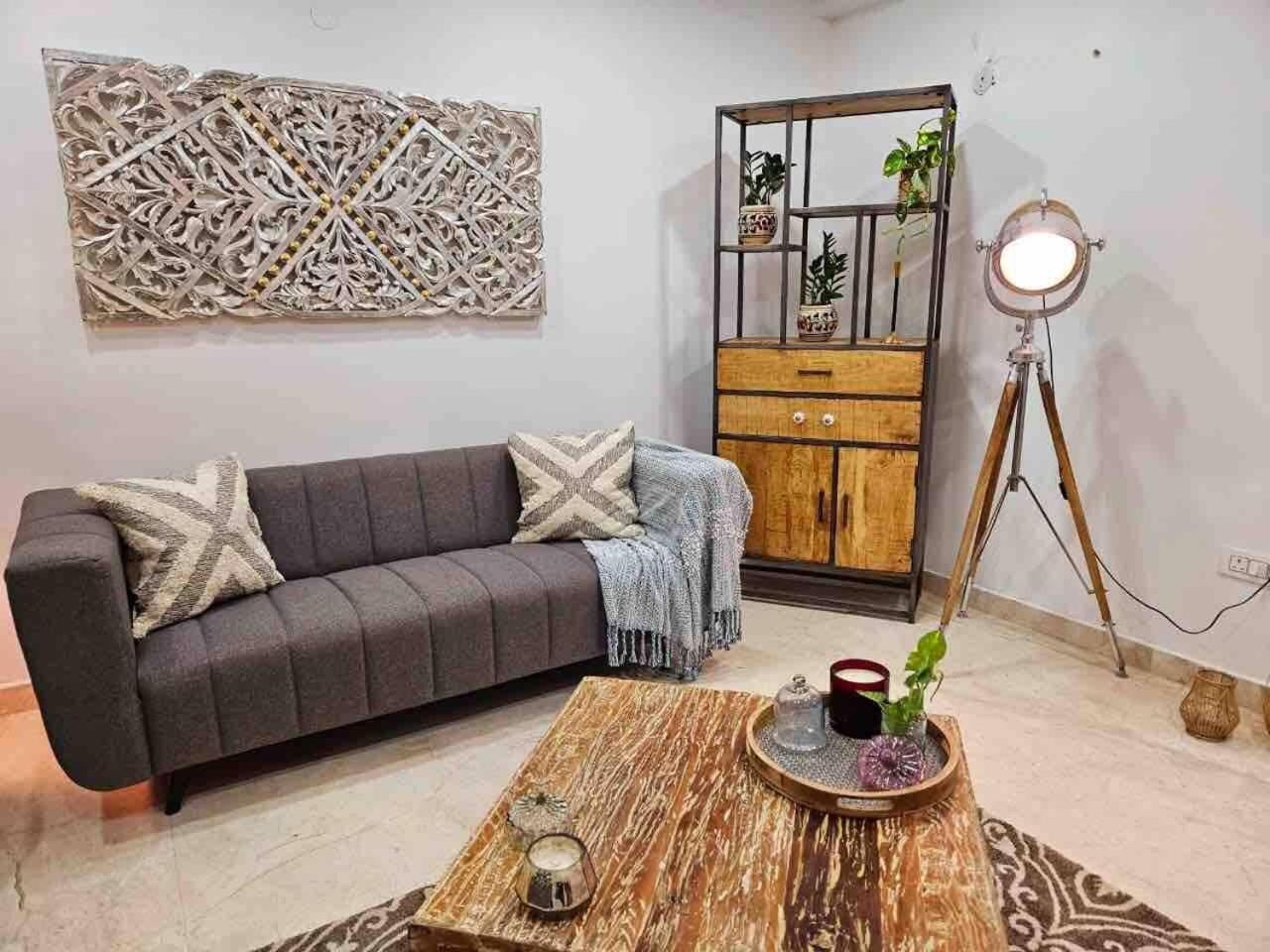 South Delhi, Artistic 4bhk - Vasant Kunj By Maple Key New Delhi