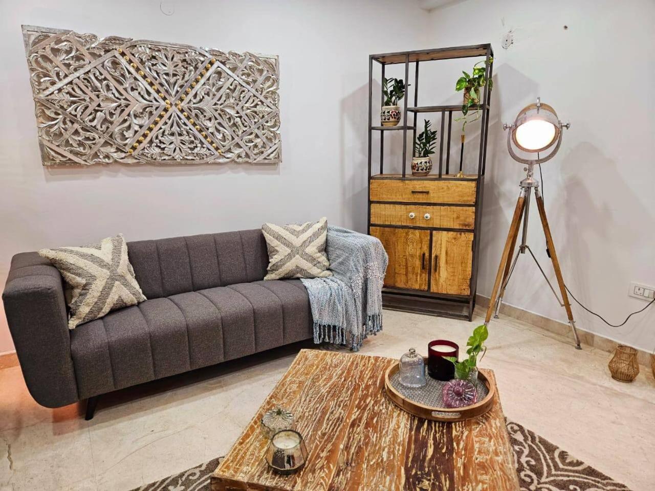 South Delhi, Artistic 4bhk - Vasant Kunj By Maple Key Apartment New Delhi