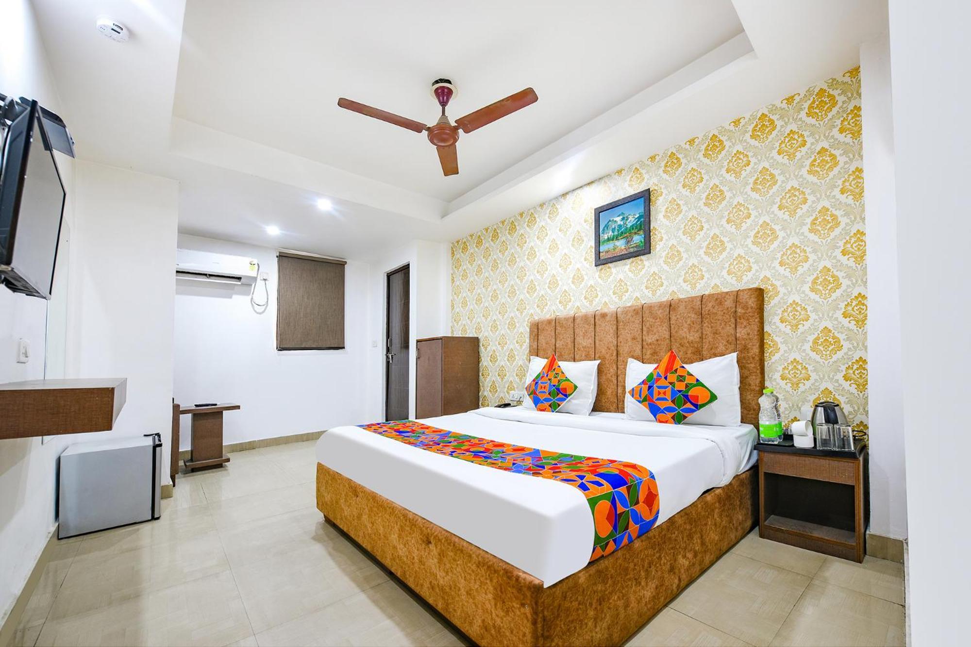 Hotel Hotel O Stay Happy 3*