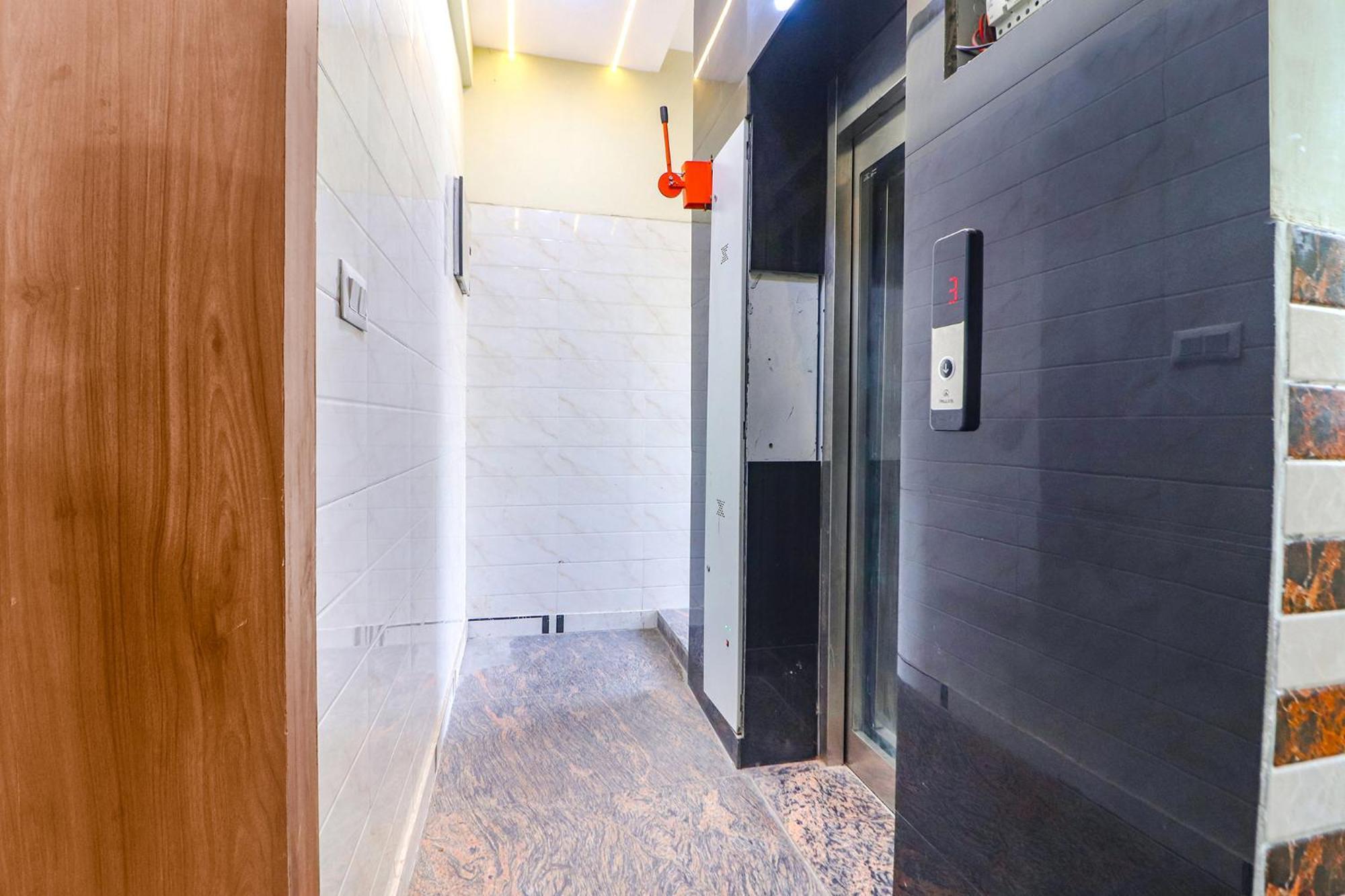 Hotel Fabhotel Starlight 3*