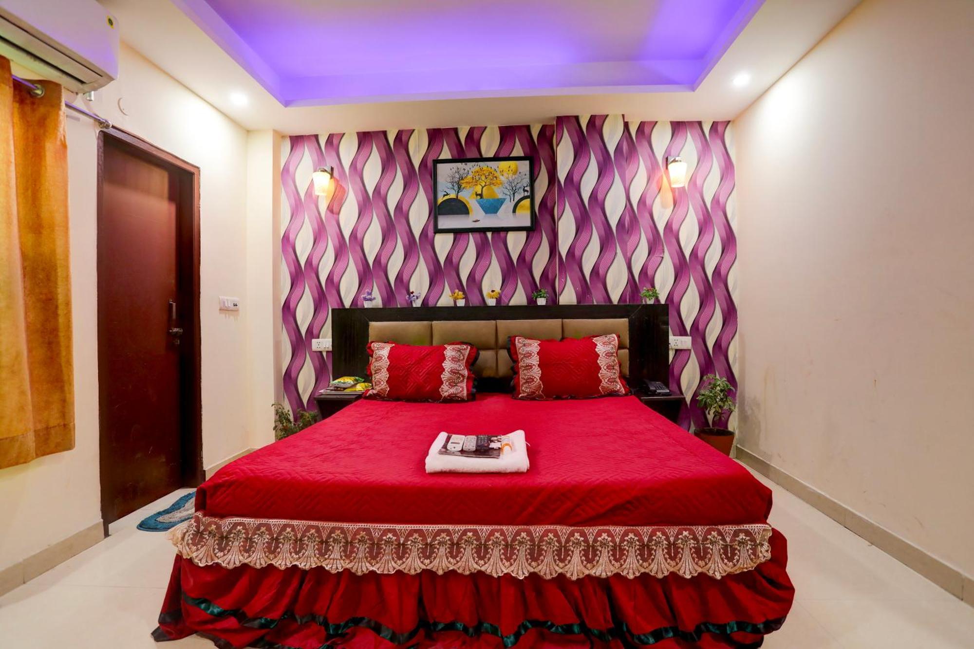 Hotel Grand Homestay