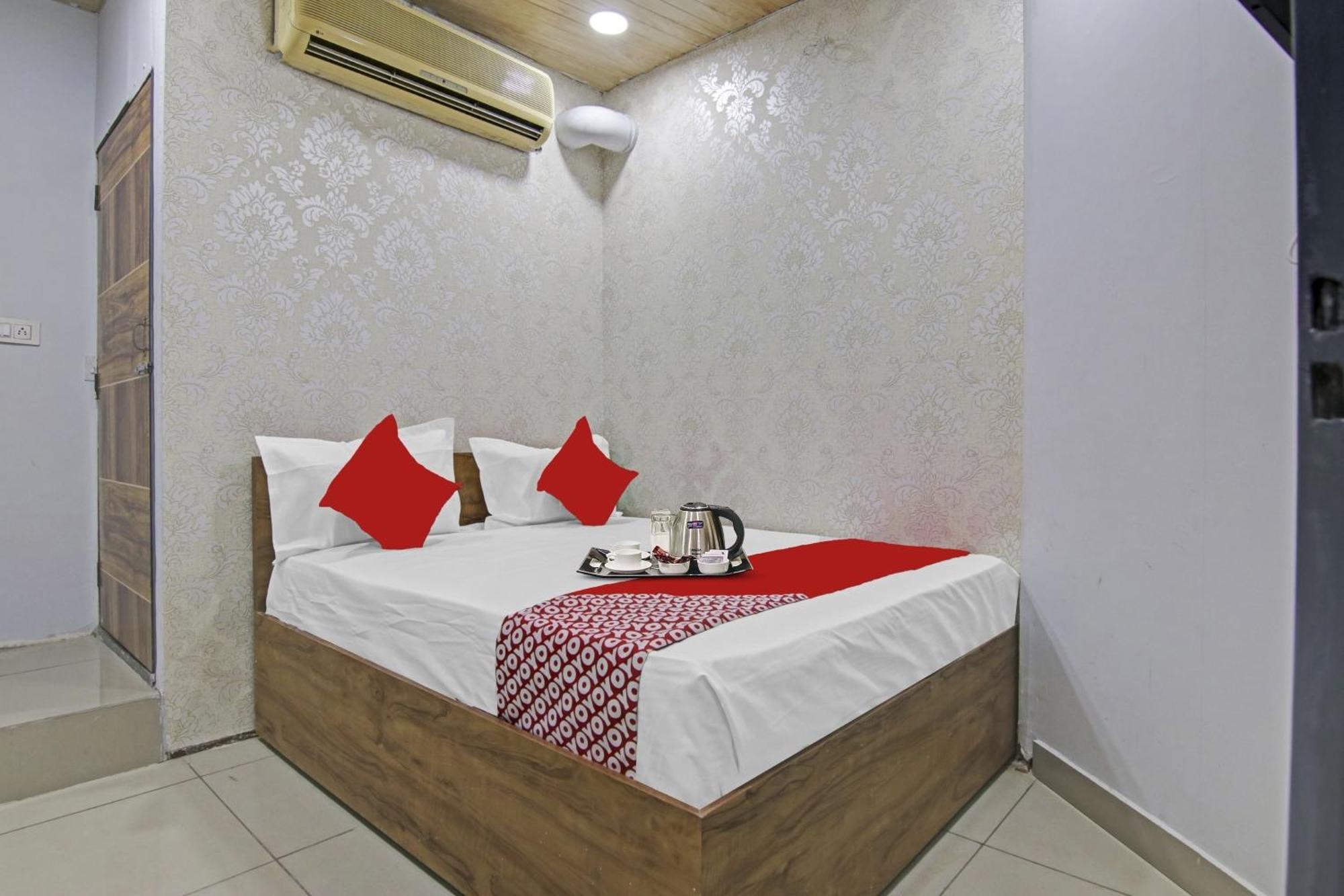 O Sr Residency Near Ccd 4*