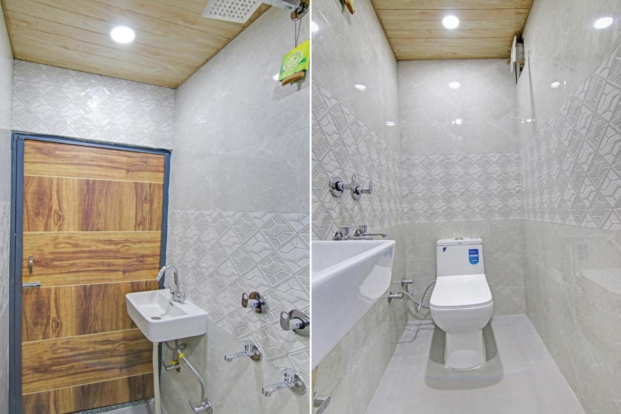 O Sr Residency Near Ccd Hotel New Delhi