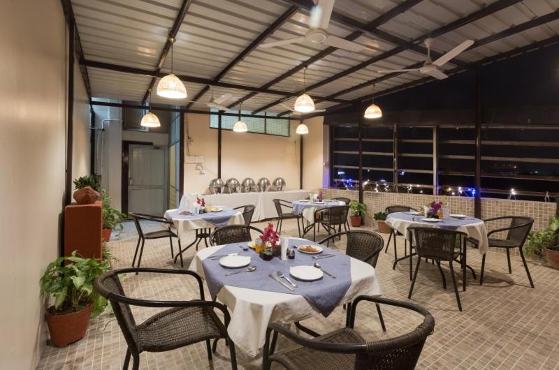 Kingston Park - Karol Bagh Hotel Delhi (National Capital Territory of India)