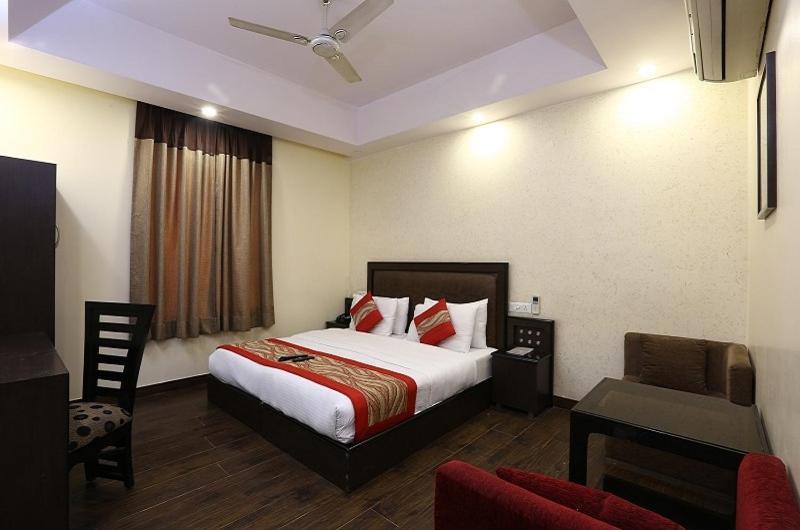 Kingston Park - Karol Bagh Hotel 3*