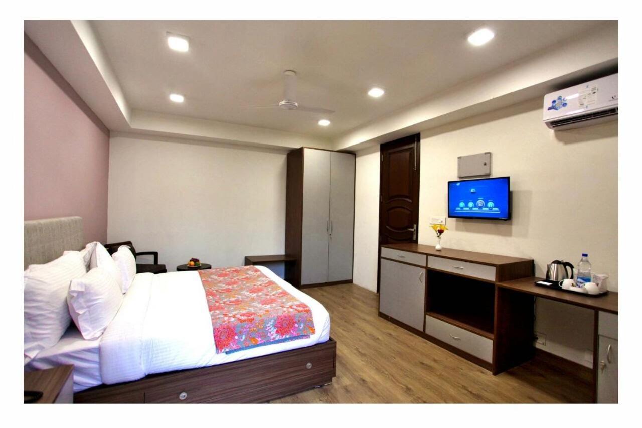 Phoenix Luxe Roooms Bed & Breakfast *