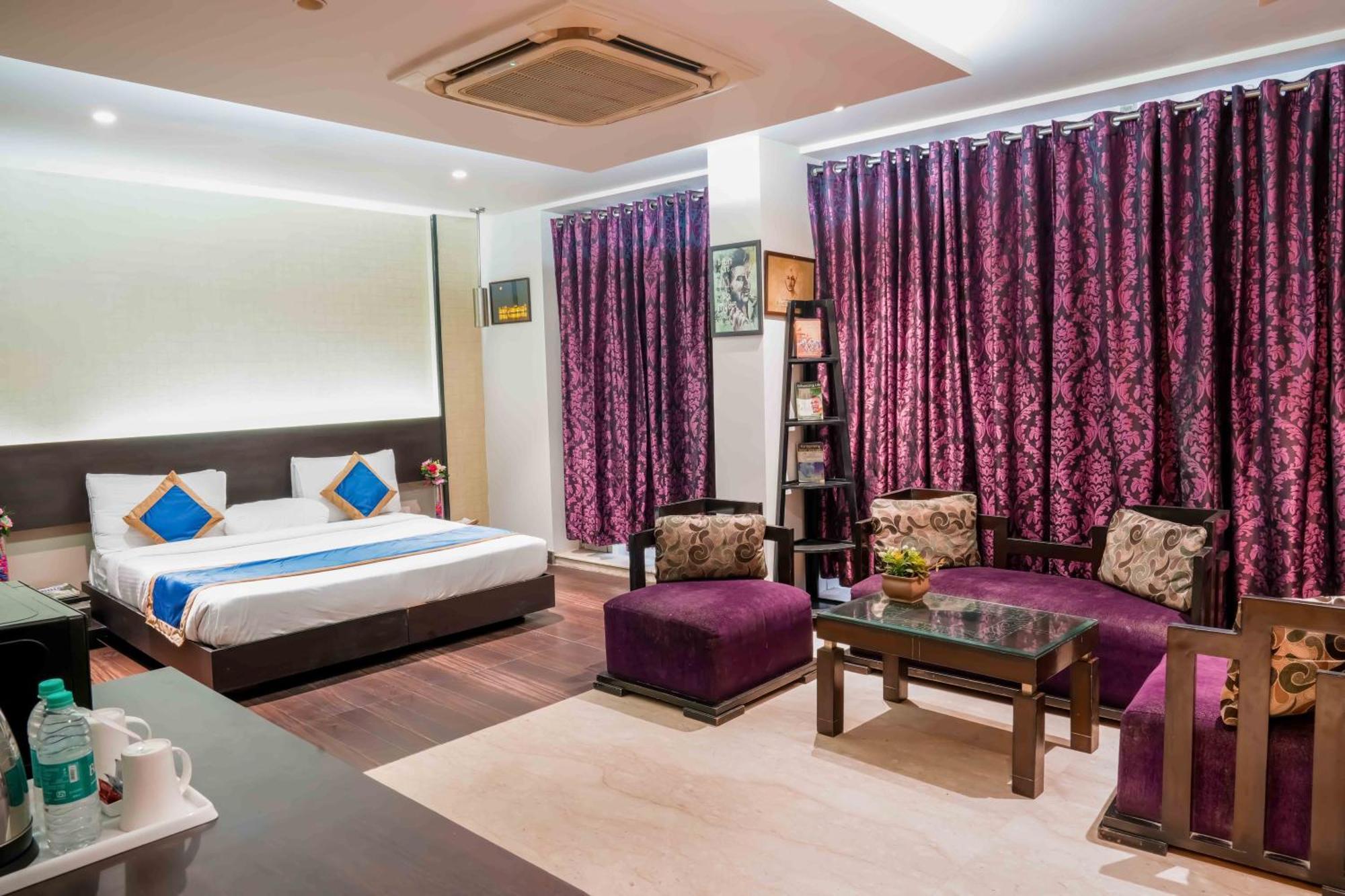 Hotel Woodapple Residency