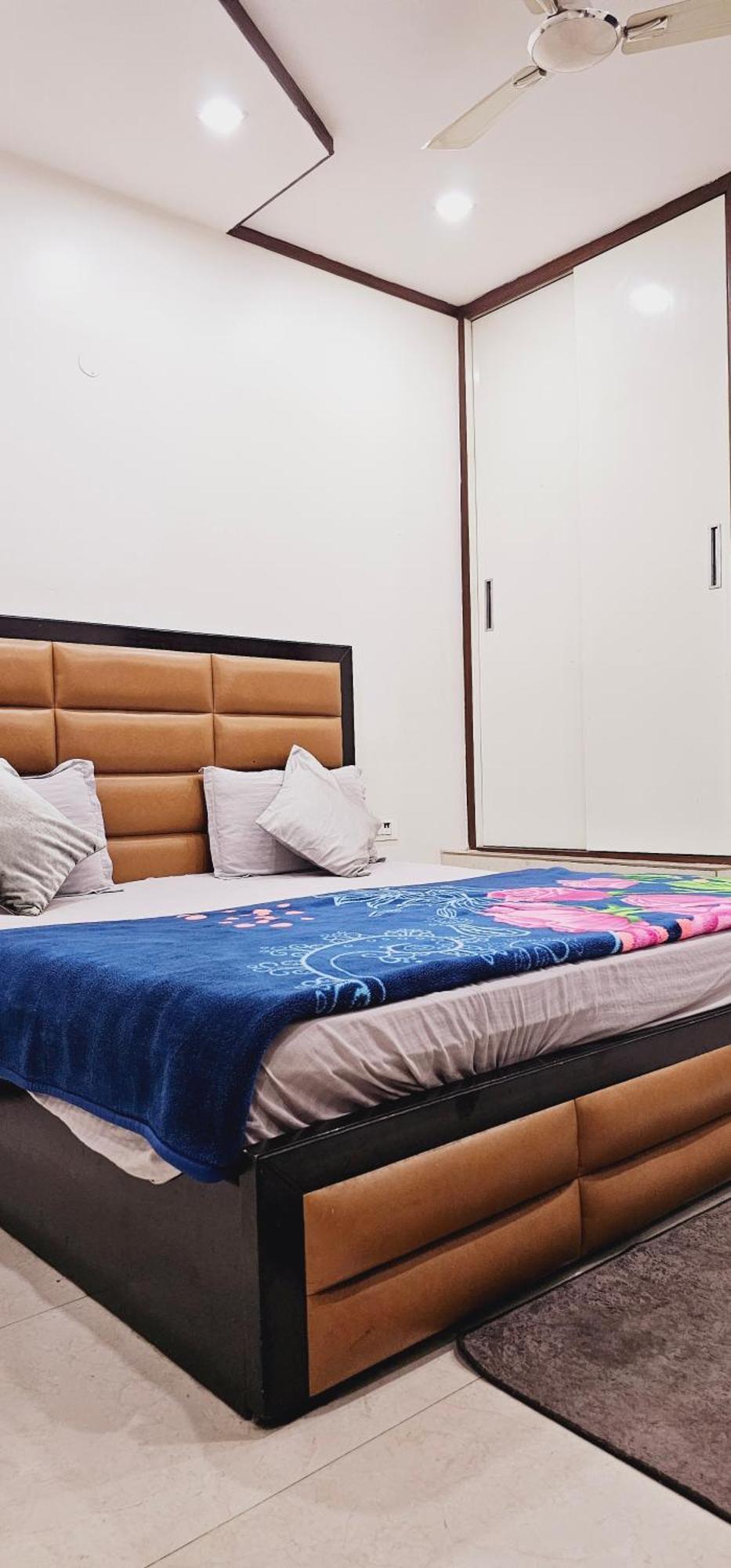 Ideal 3bhk Apartment!downtown * New Delhi