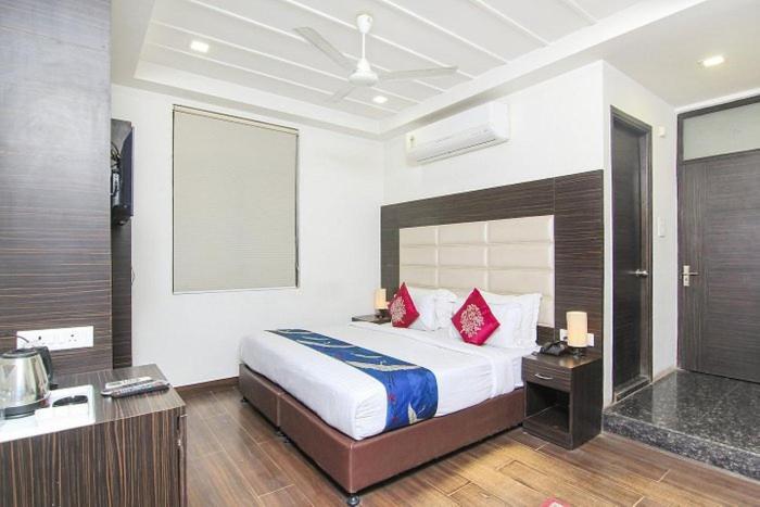 Hotel Gross Inn Near Igi Airport Hotel 3*