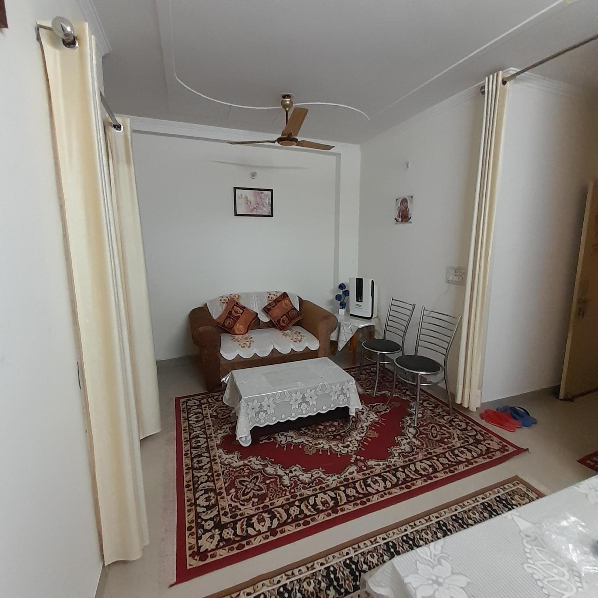 Apartment Bhagvati Bnb Homestay Apt New Delhi