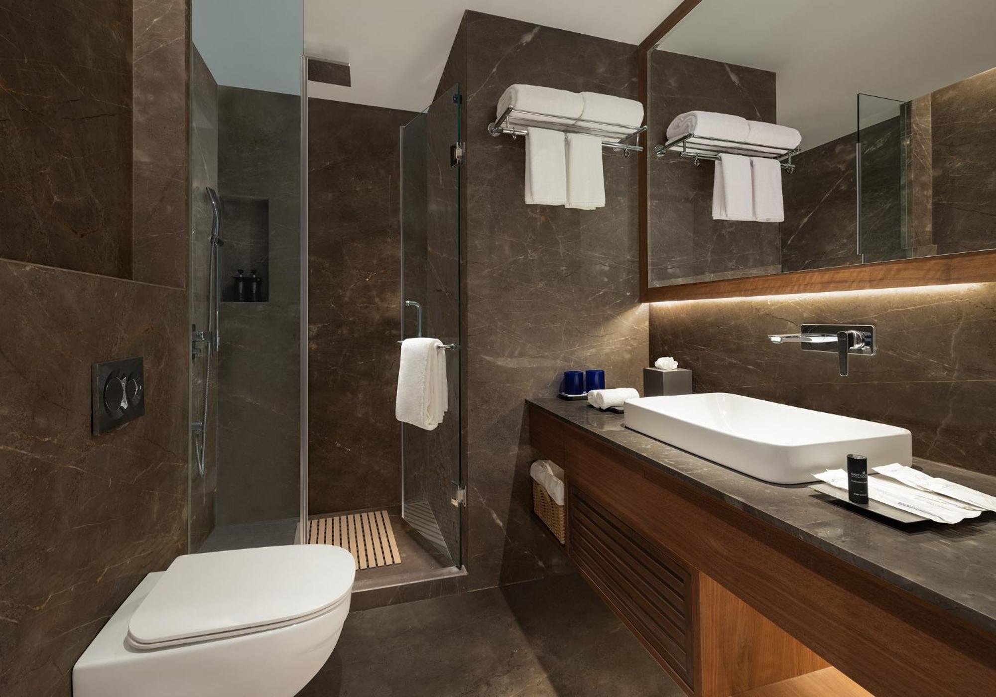 Hotel Fortune Park, East Delhi - Member Itc Hotels' Group