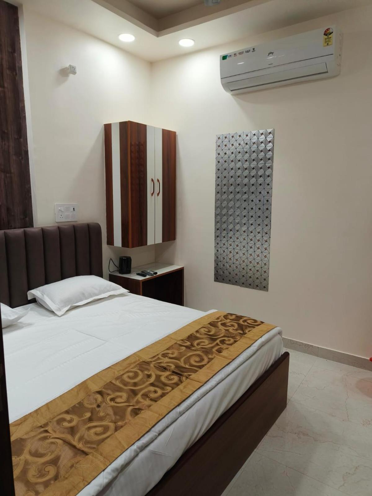 Guest house Agarwal Residency *