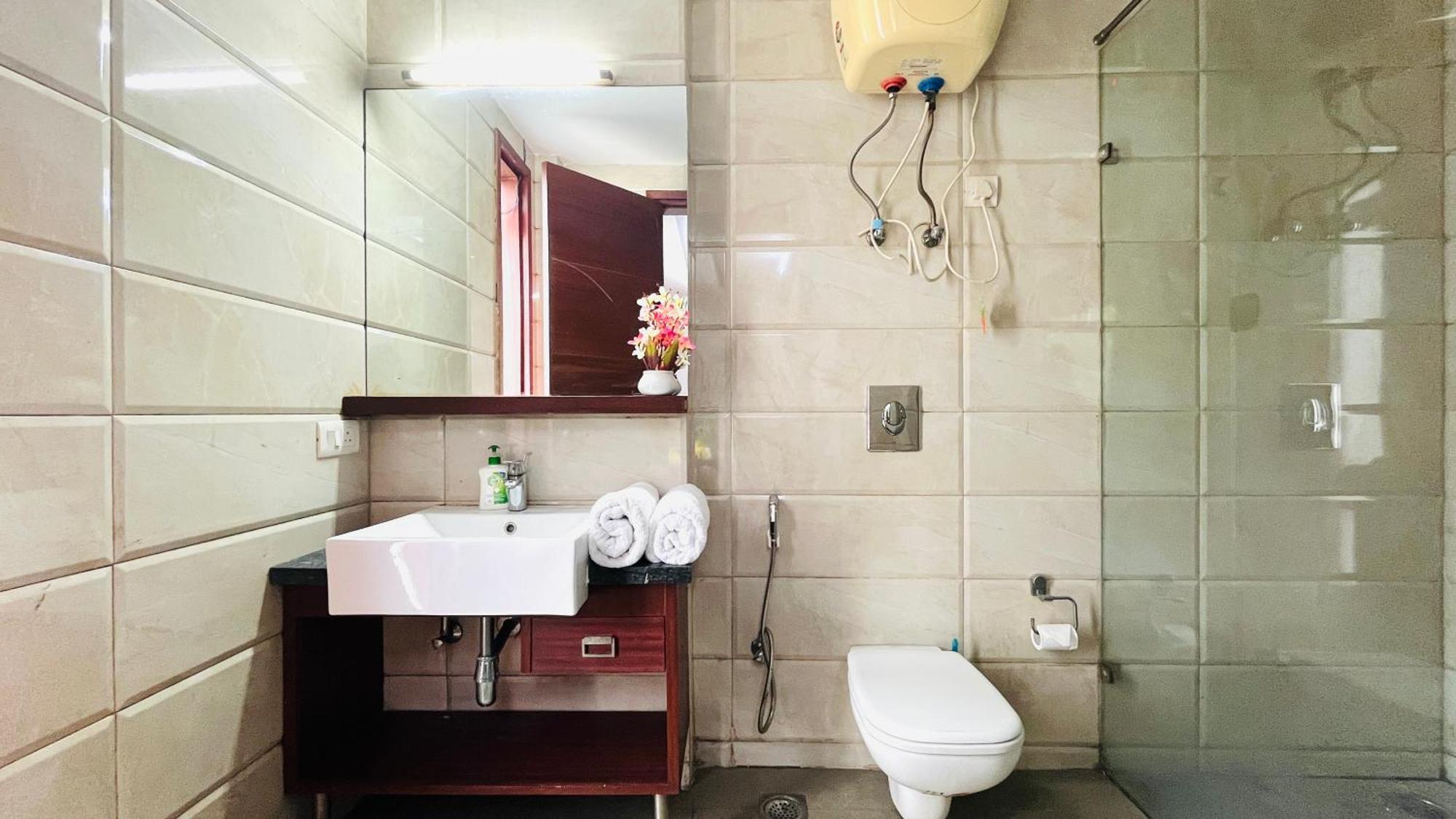 Olive Service - Green Park Apartment