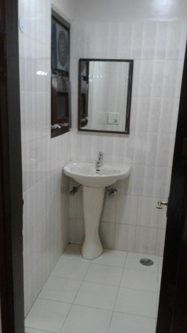 Guest house Pamposh Gk Ii Market New Delhi