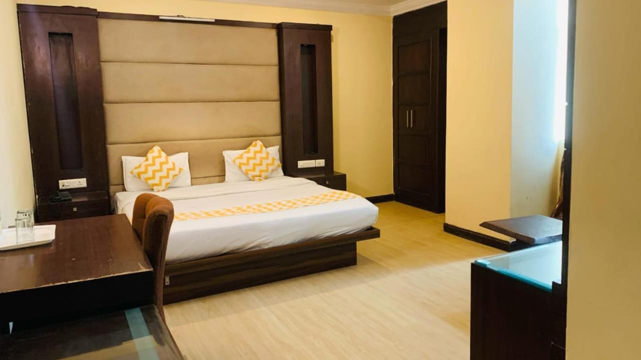 Perial - Nehru Palace Apartment