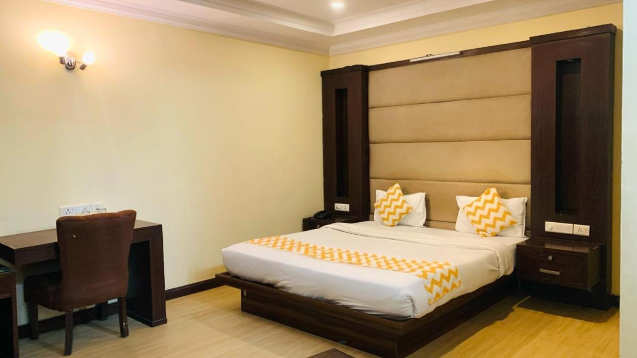 Perial - Nehru Palace Apartment New Delhi