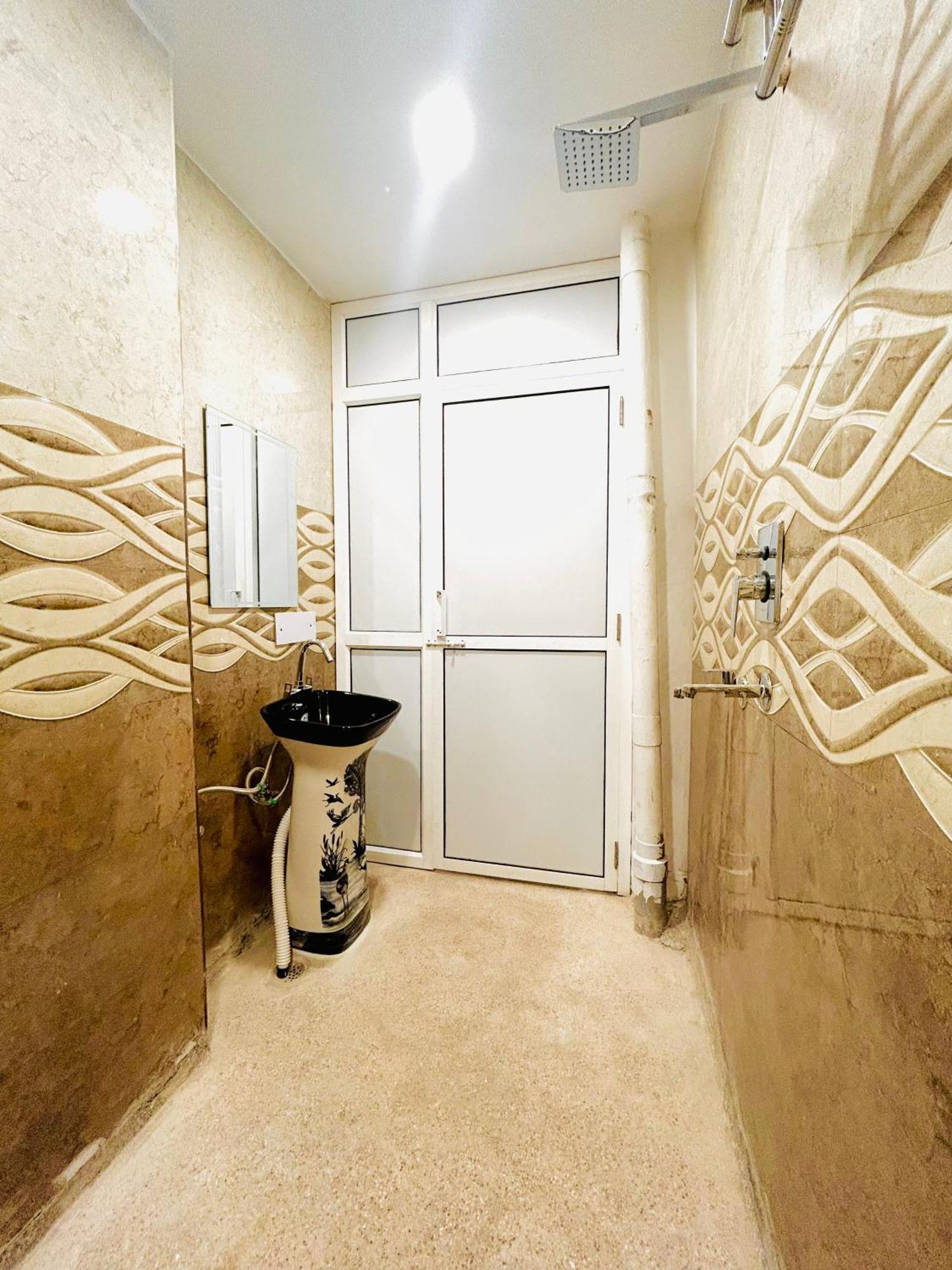 O Devika Hotel 3*