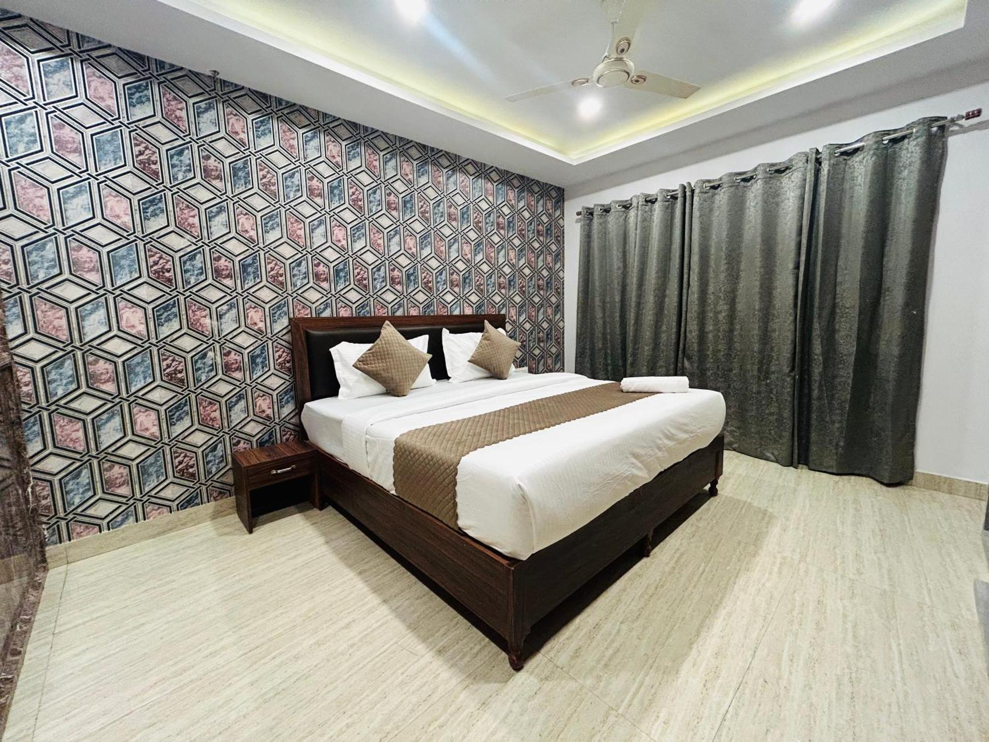 O Devika 3* Delhi (National Capital Territory of India)