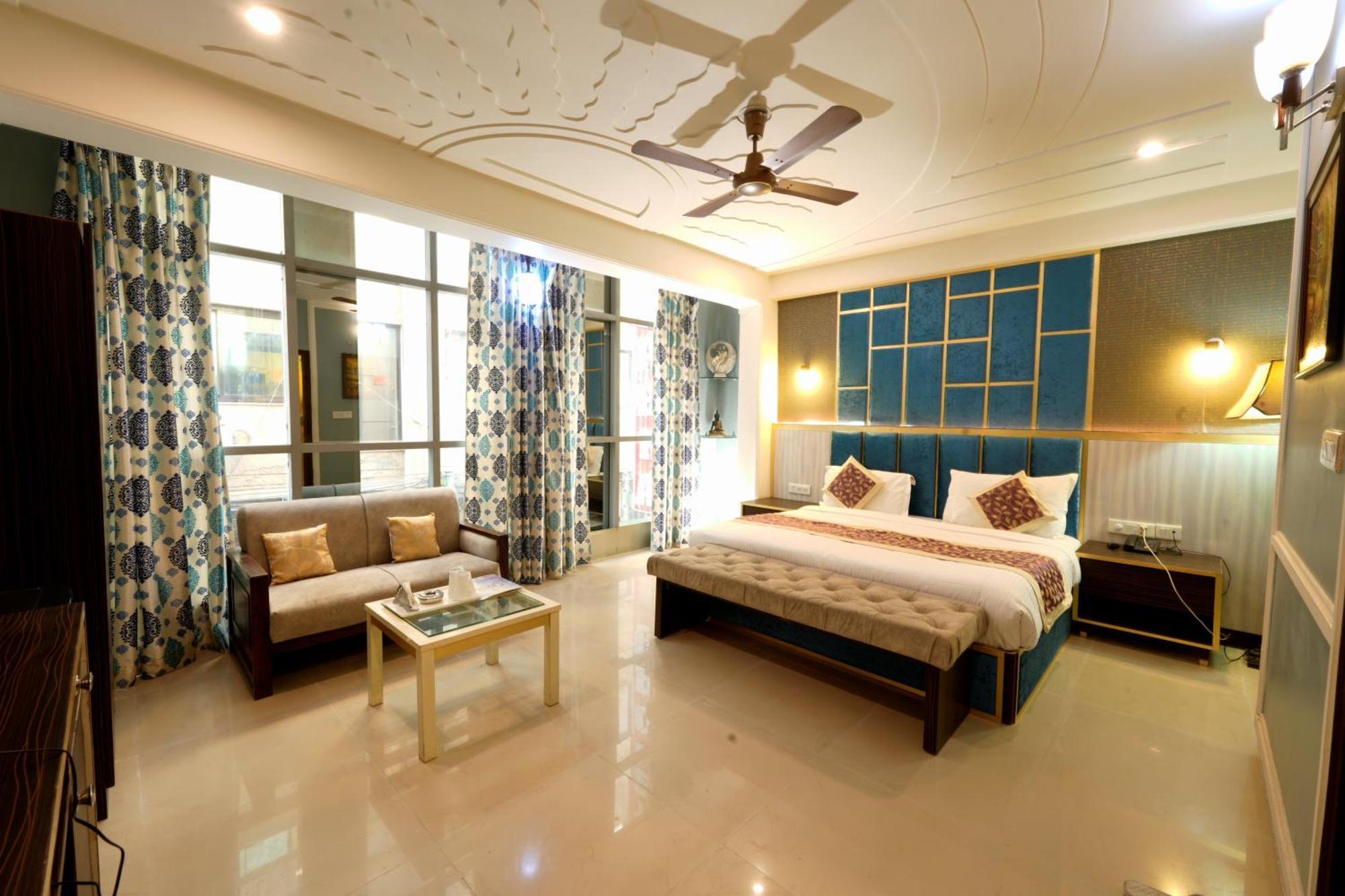 Opera New Hotel 4*