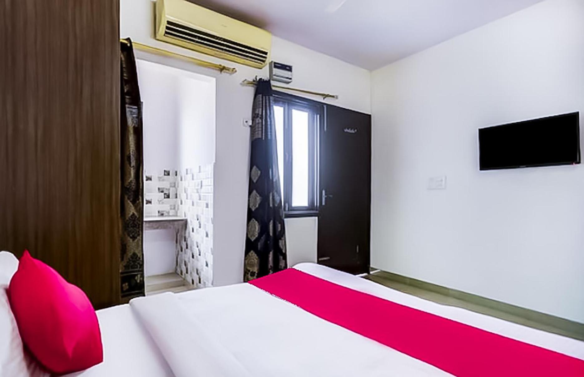 Blisbourn - Lajpat Nagar Hotel Nova Deli