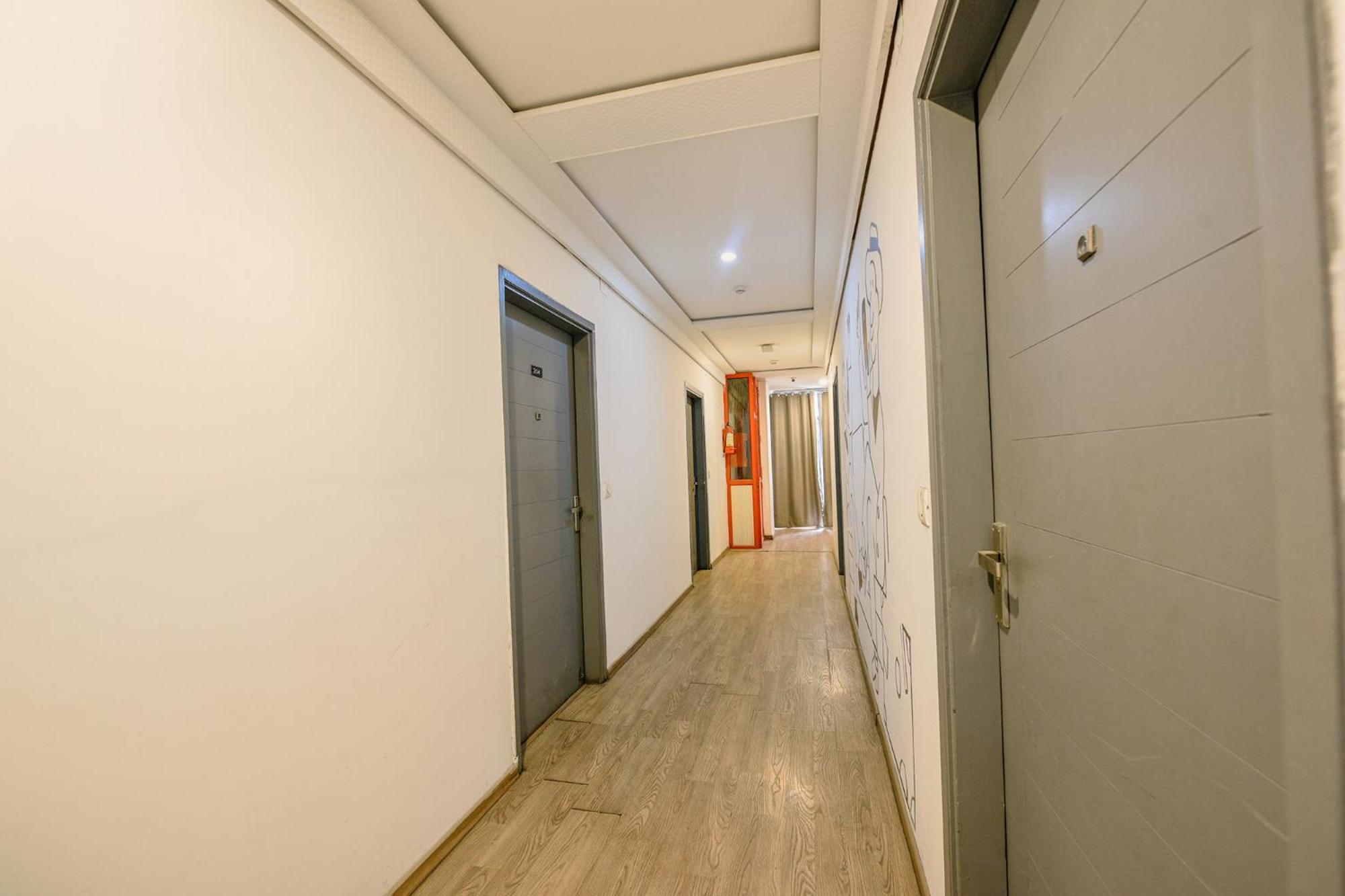 Hotel Fabhotel Harsh Vihar
