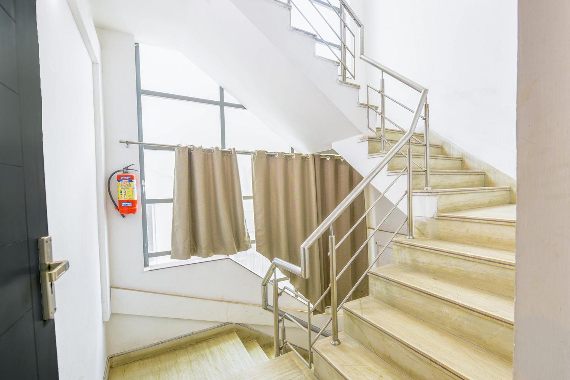 Hotel Fabhotel Harsh Vihar Delhi (National Capital Territory of India)