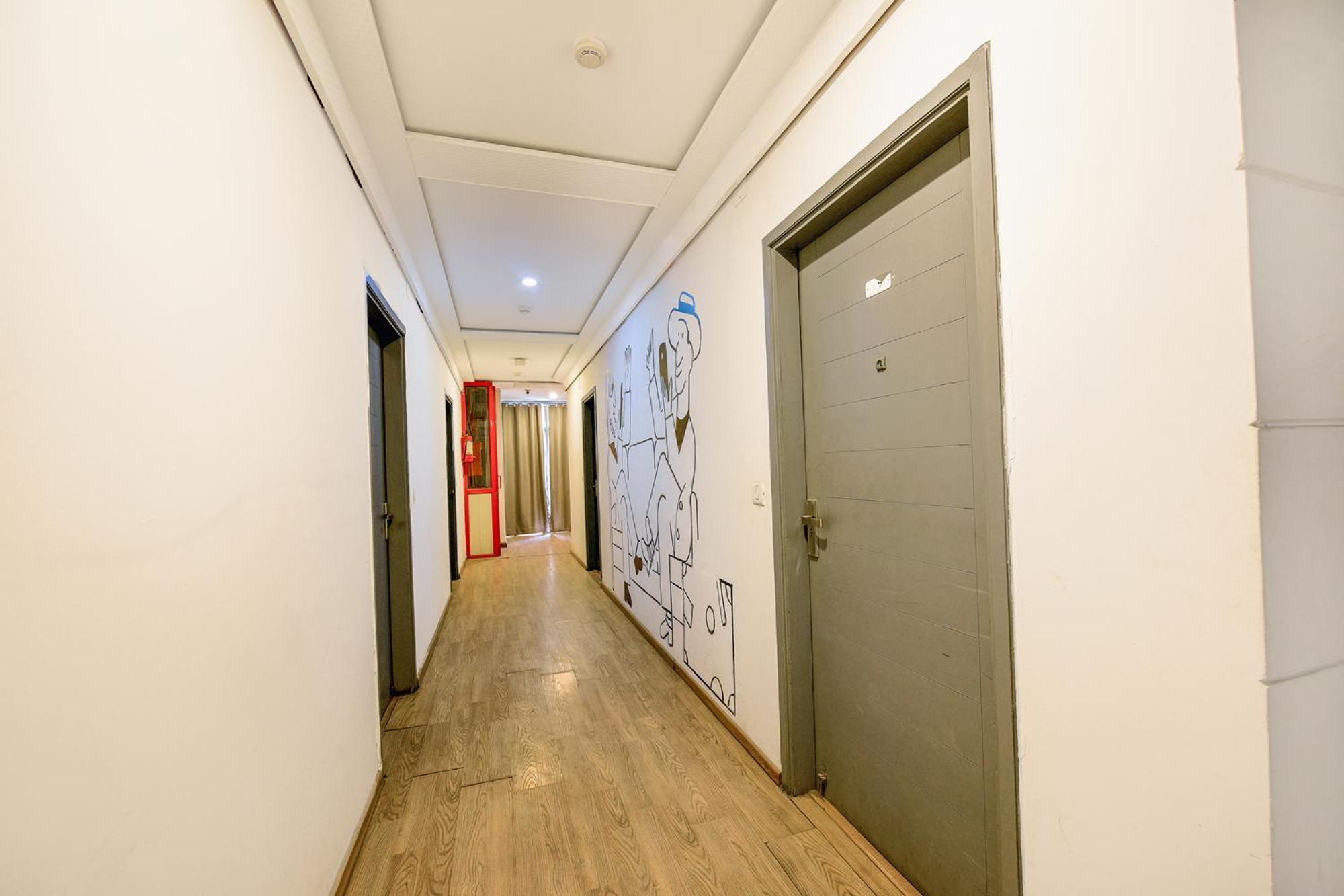 Hotel Fabhotel Harsh Vihar