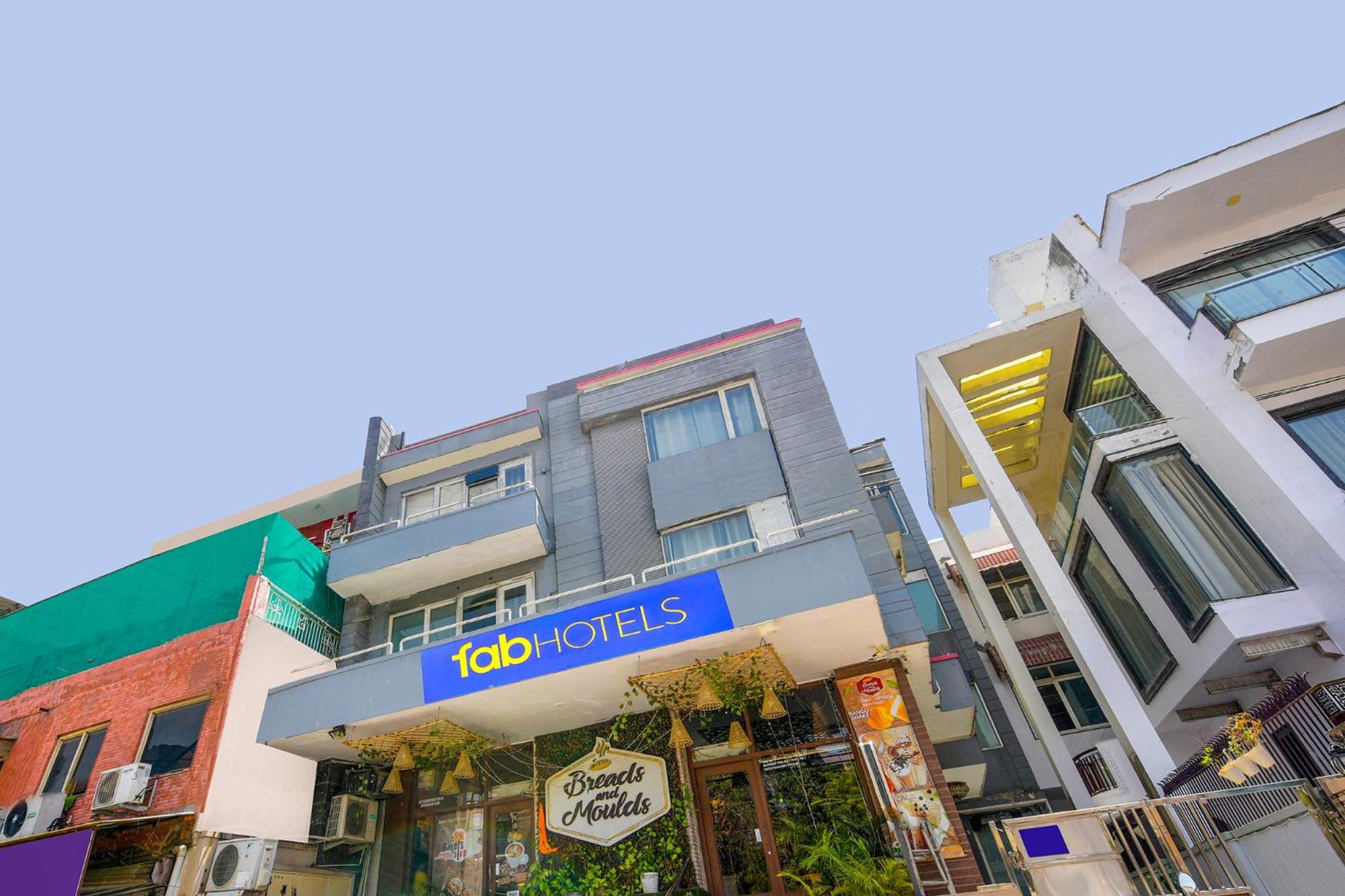 Hotel Fabhotel Harsh Vihar 3*