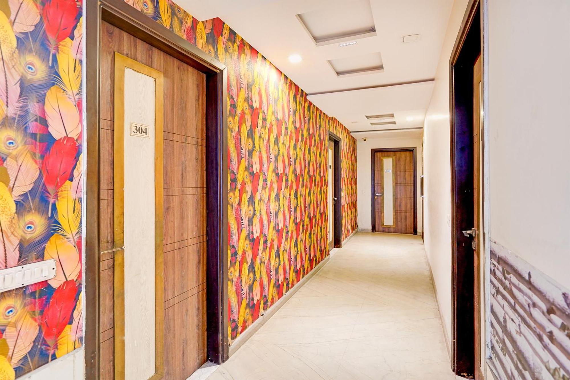Hotel Fabhotel Season Grand Delhi (National Capital Territory of India)