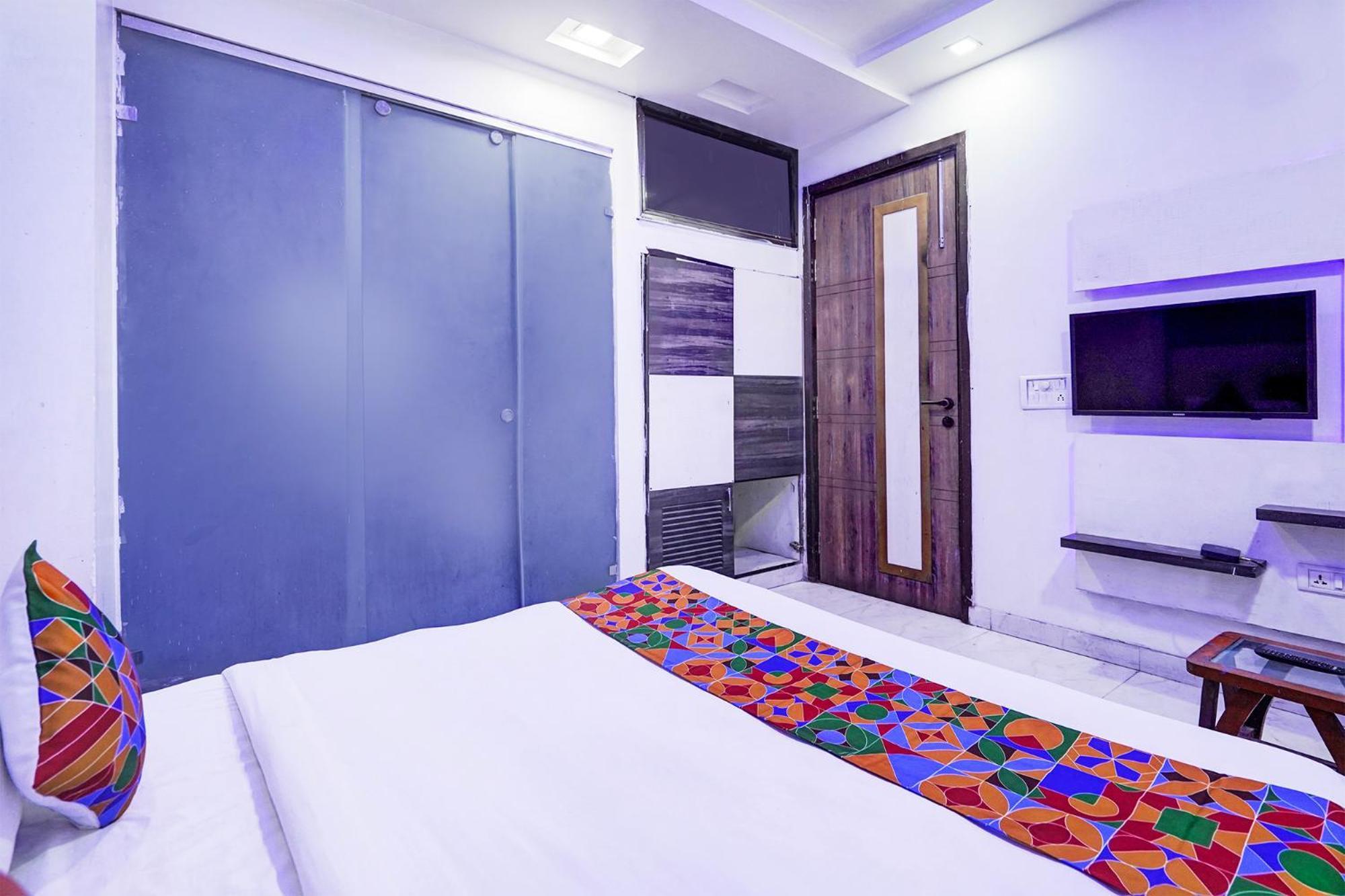 Fabhotel Season Grand 3*