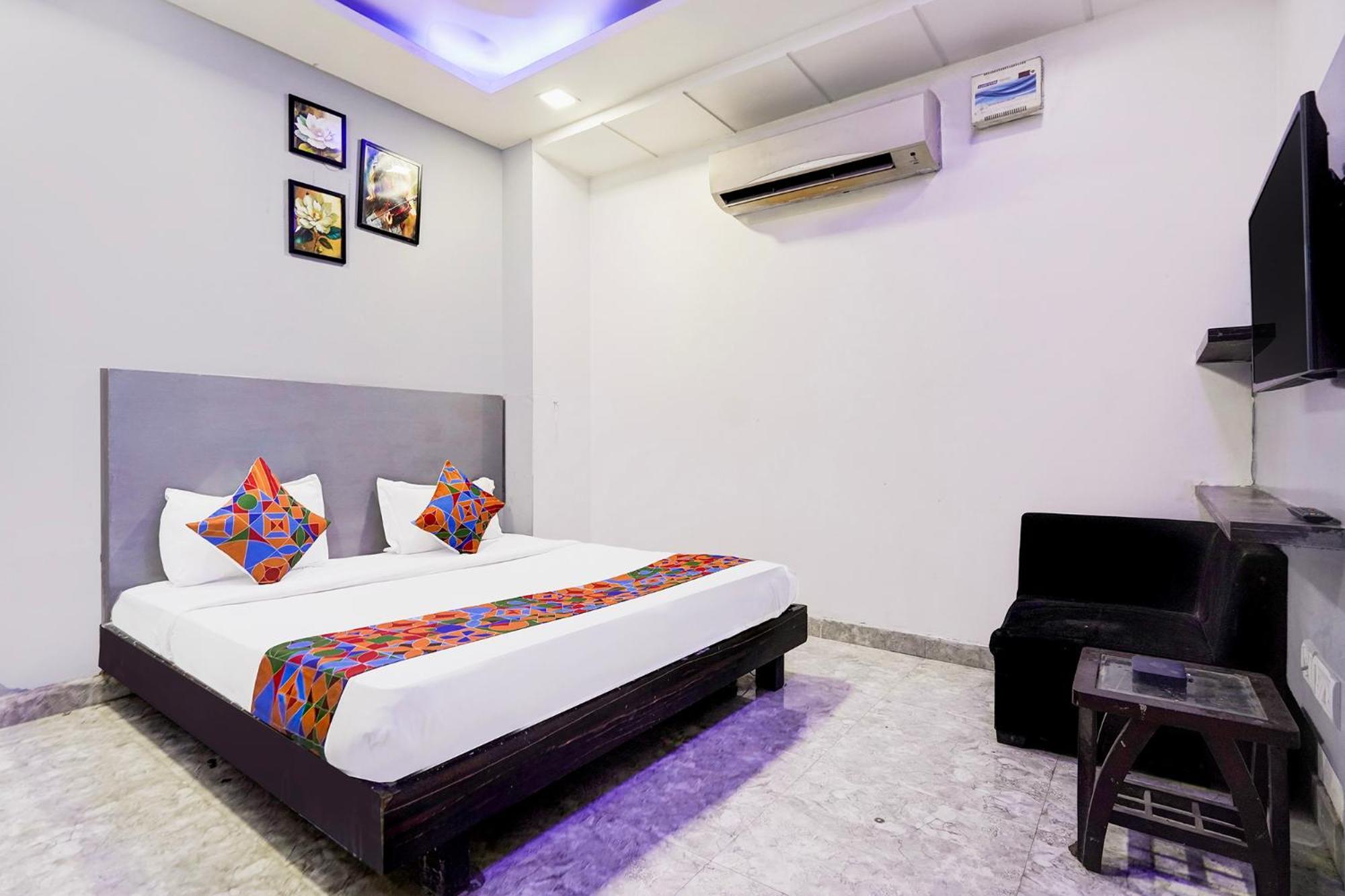 Fabhotel Season Grand