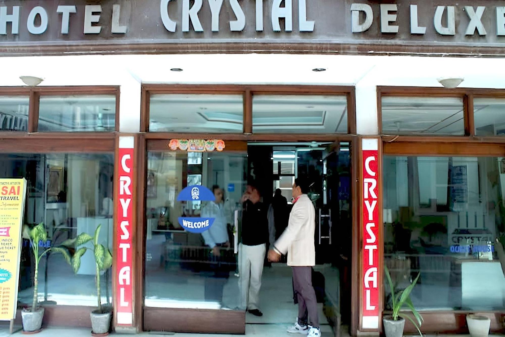 Crystal Deluxe At Railway Station Hotel 2*