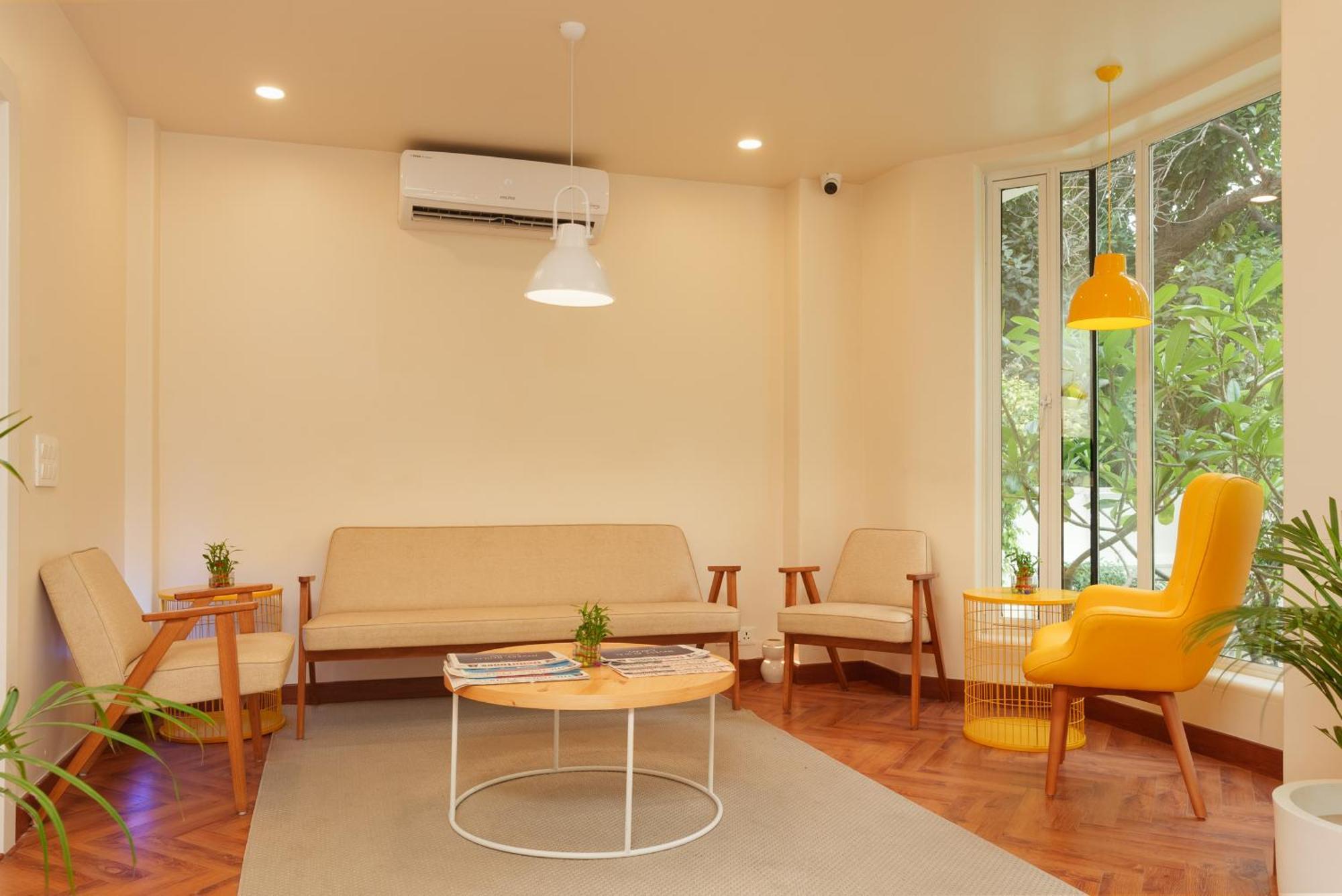 Bloom Boutique - Connaught Place Area 3*