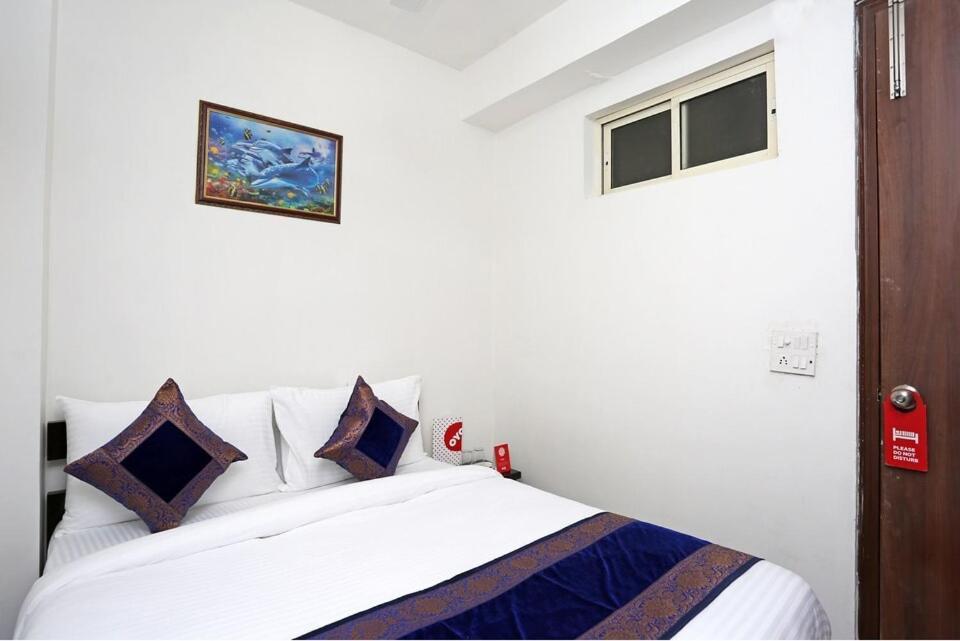 Hotel O Better Wish Residency New Delhi