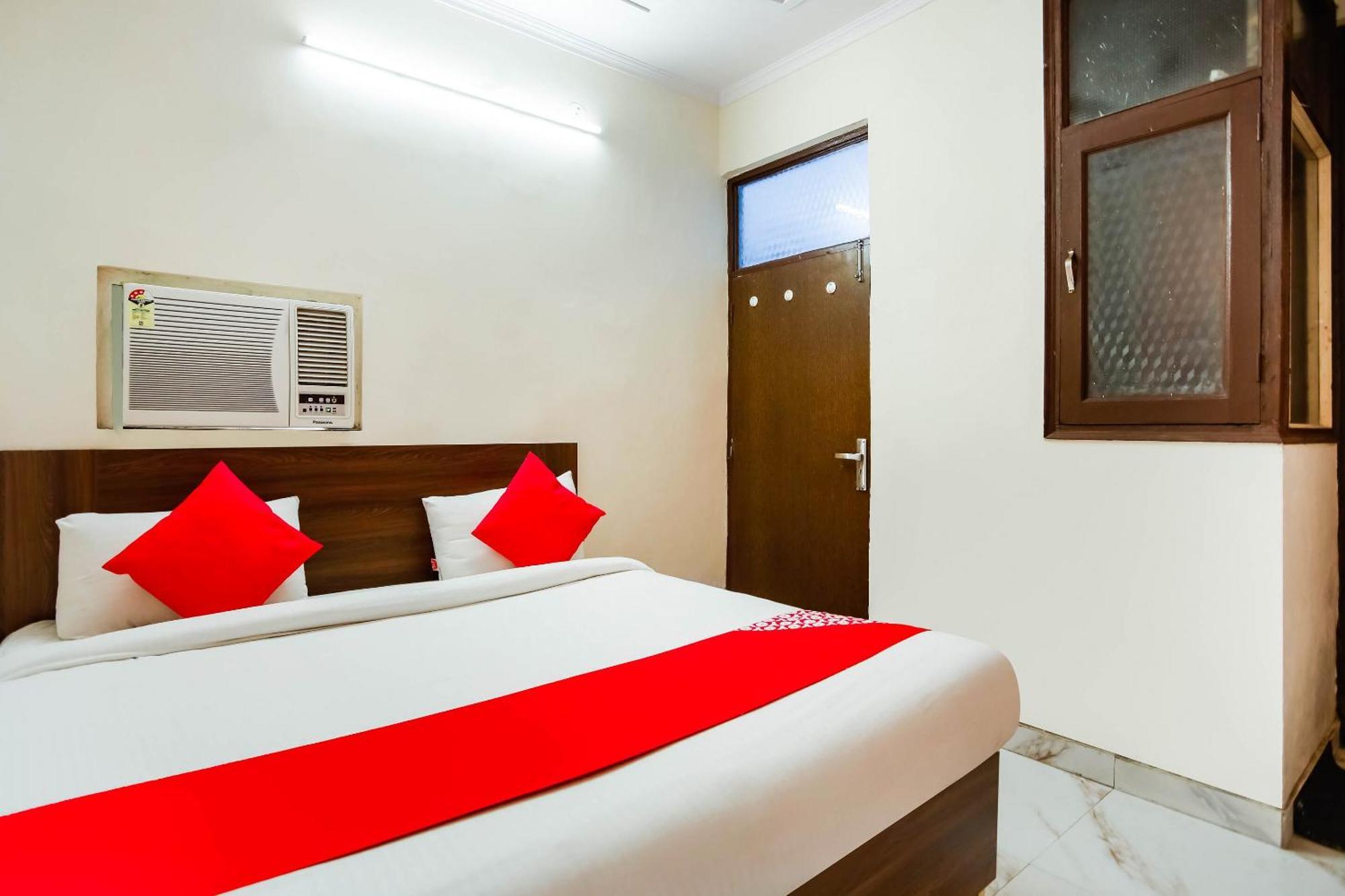 O Discovery Hotel 3*