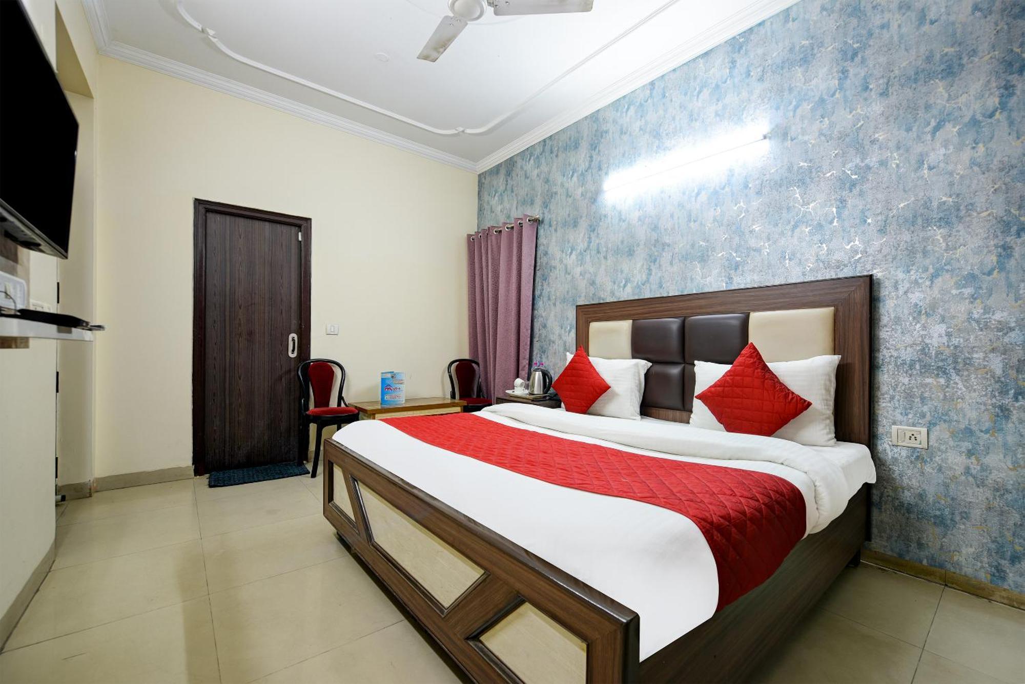Airport Classic Park 3* New Delhi