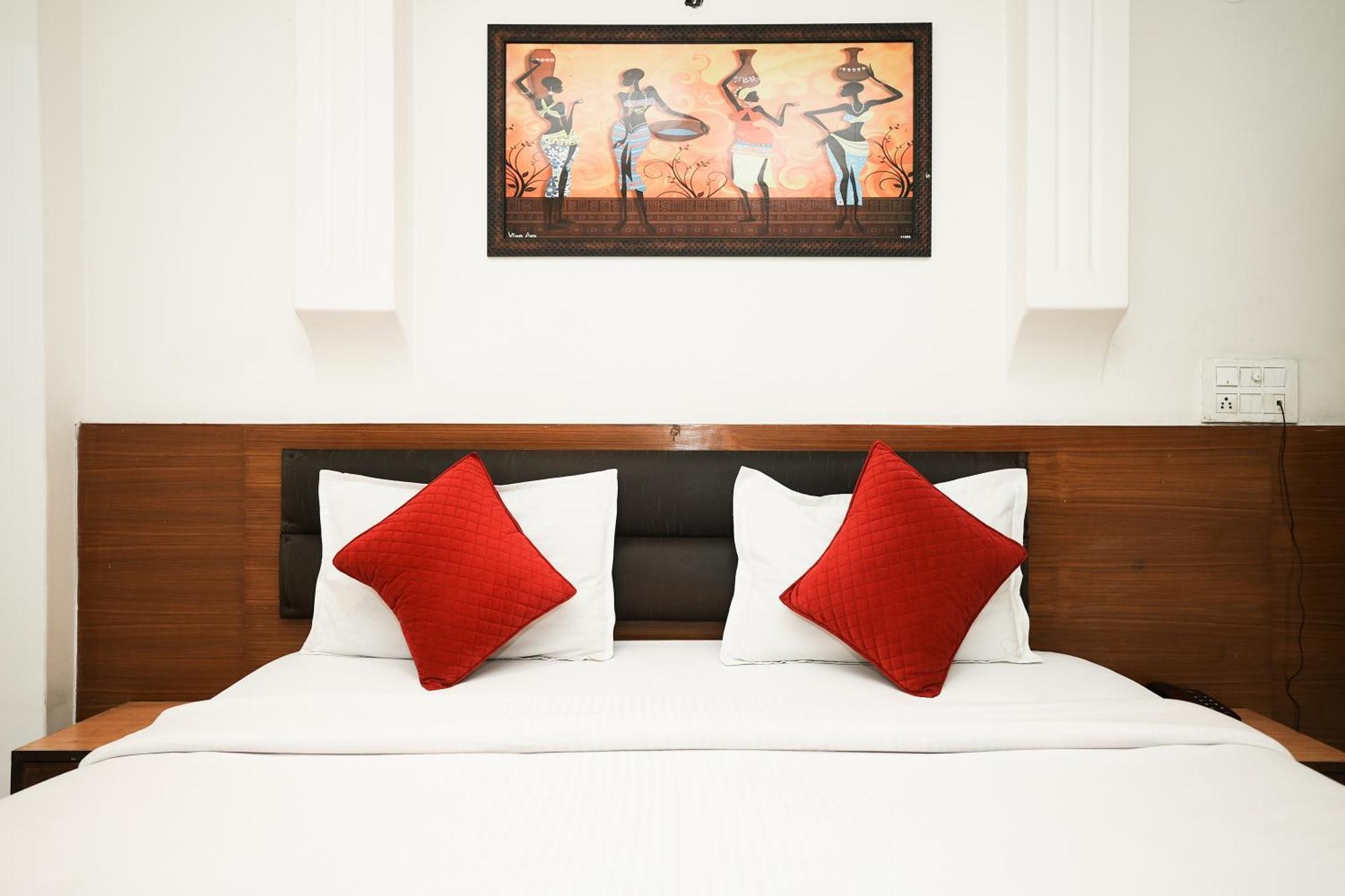 Hotel Paradise International Near Igi Delhi Airport