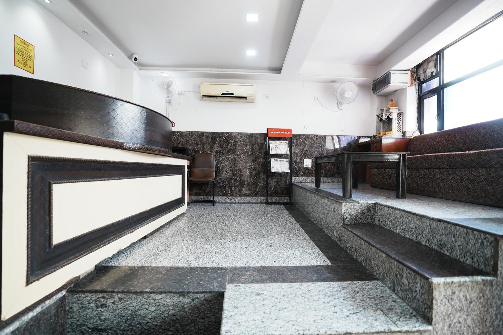 Hotel Paradise International Near Igi Delhi Airport 3*