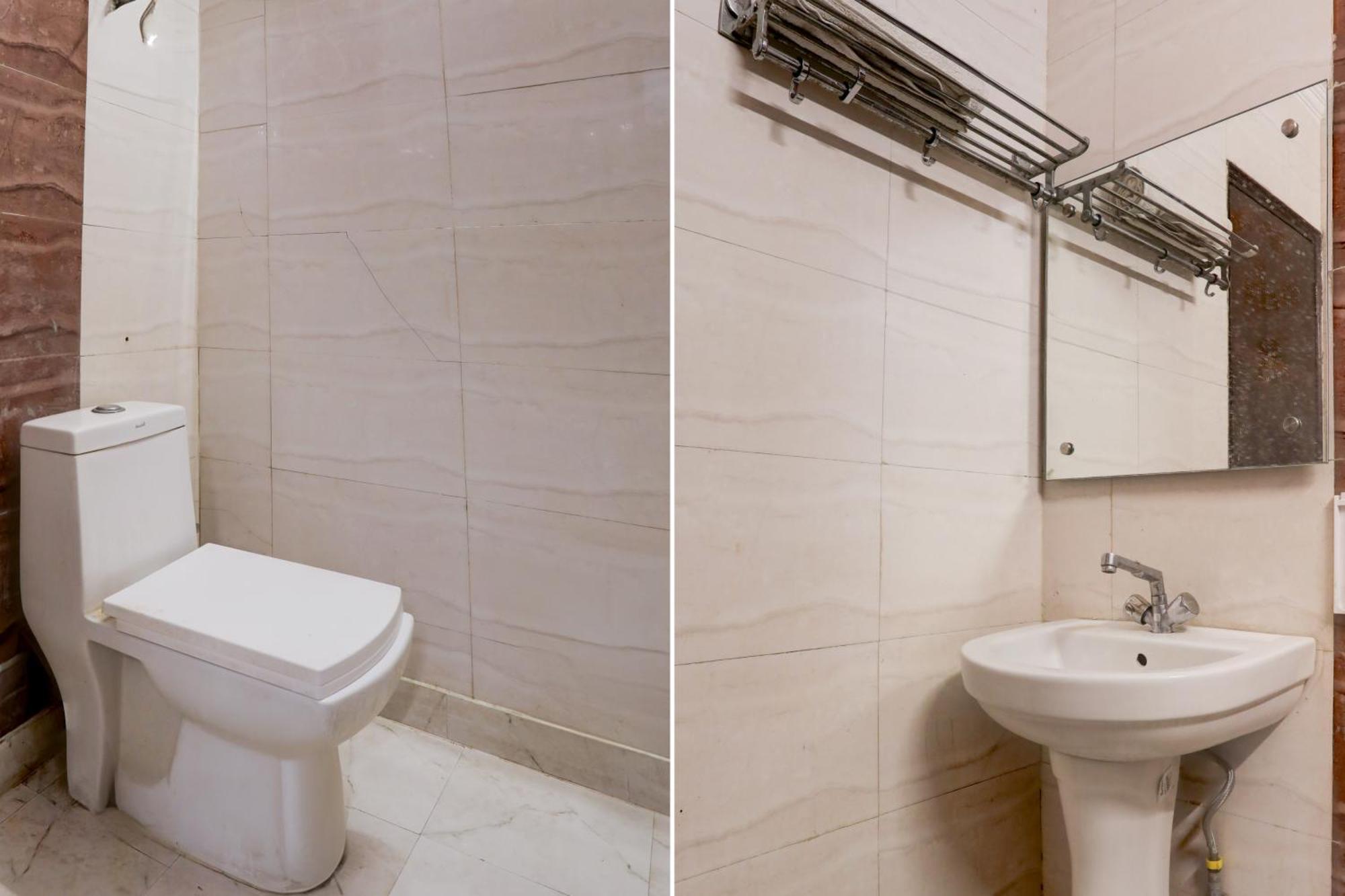 Fabexpress Saket Residency Hotel