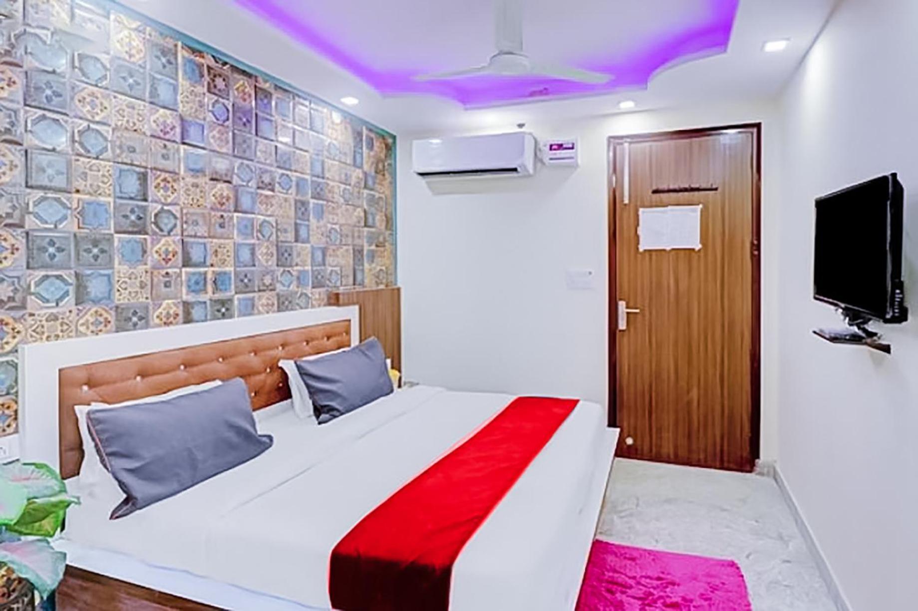 Green Palace - Jagat Puri Hotel 3*
