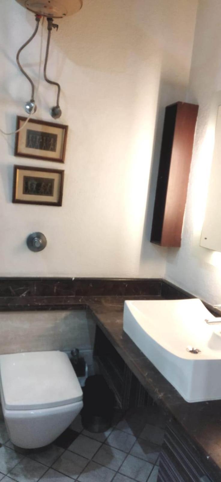 Evergreen Guest house New Delhi