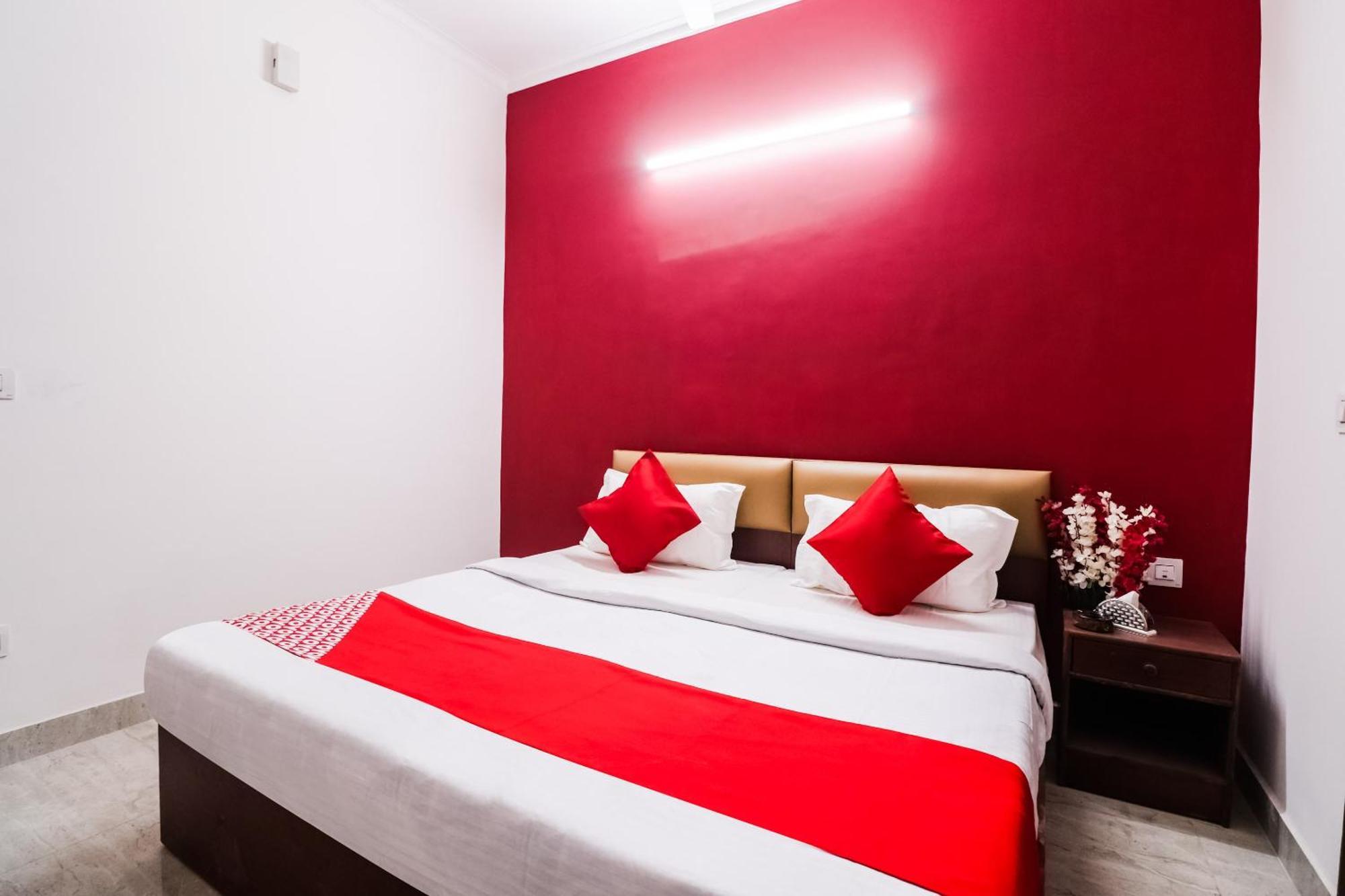 Hotel O Aakash Residency New Delhi