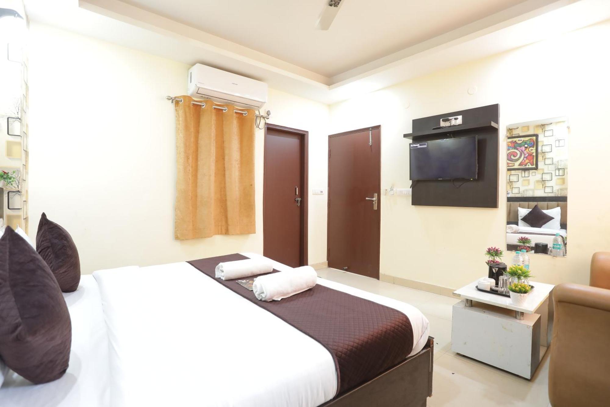Hotel Royal Sky Luxury Near Delhi Airport